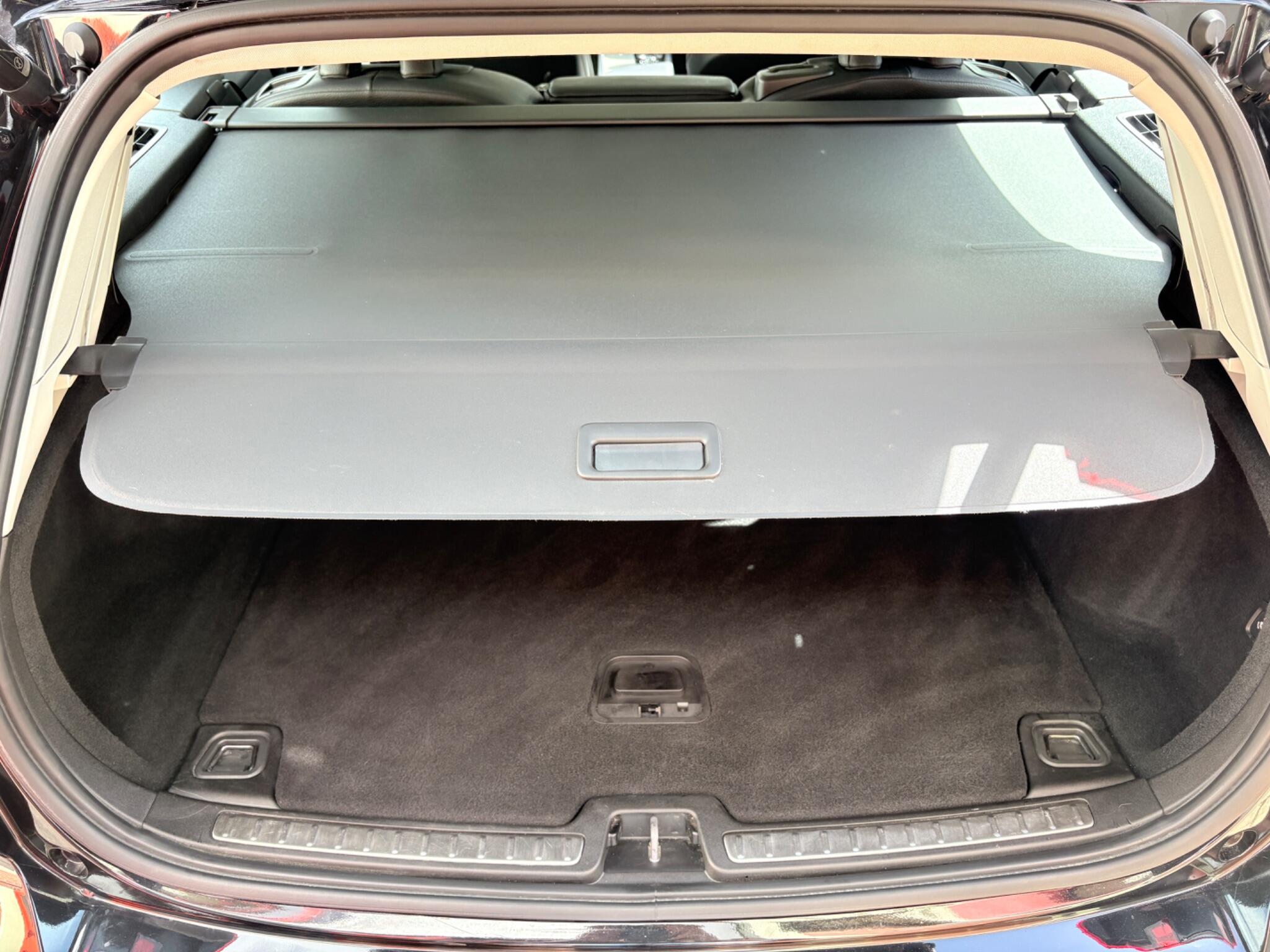 Volvo V60 view 43