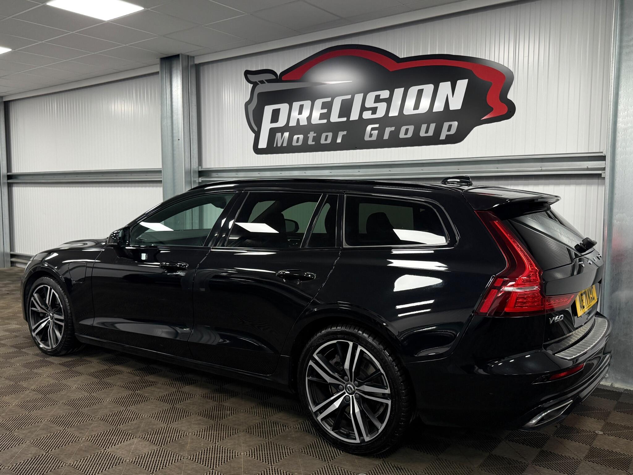 Volvo V60 view 5
