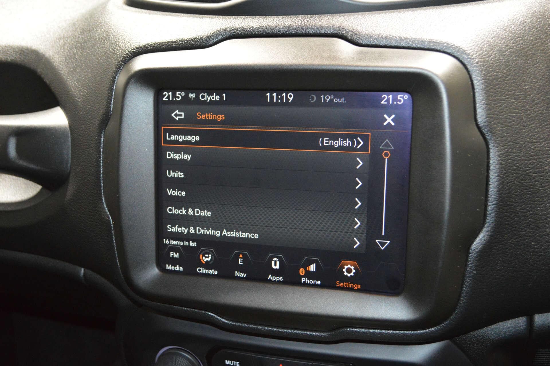 Jeep Renegade view 59