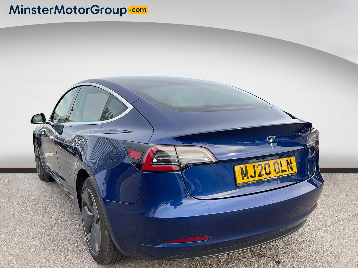 Tesla Model 3 view 4