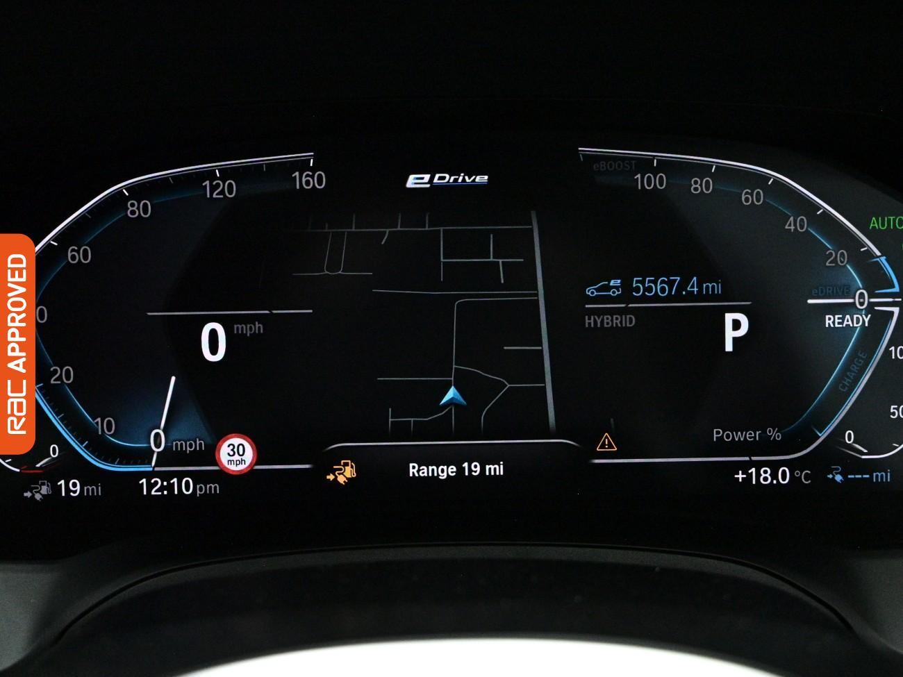 BMW 3 Series view 12