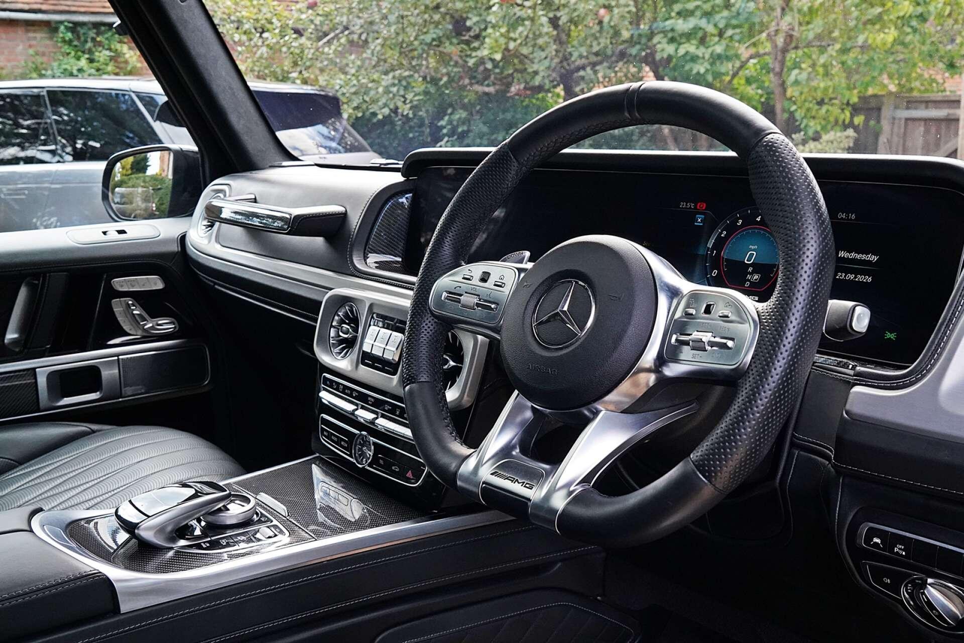 Mercedes-Benz G-Class view 19