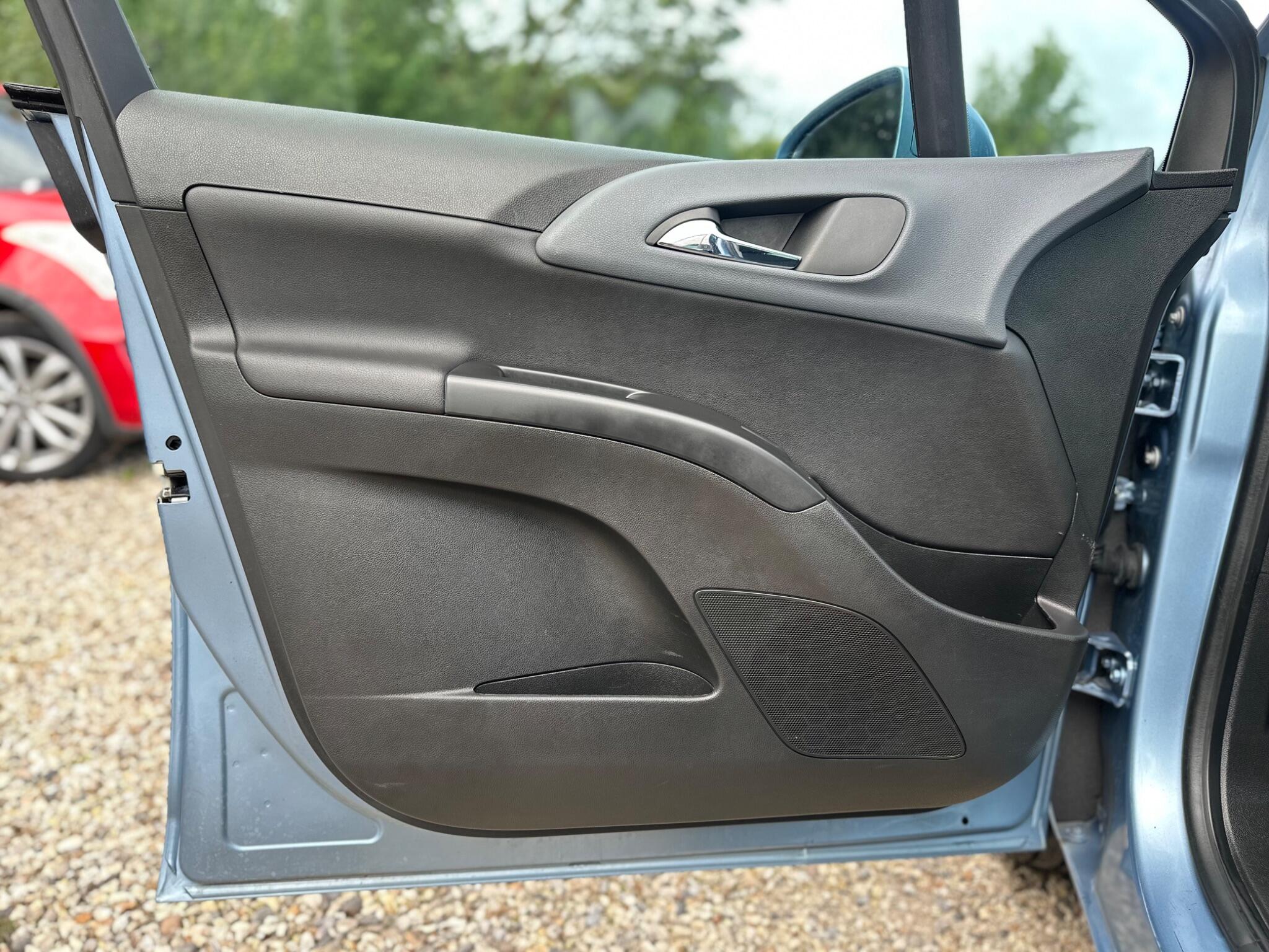 Vauxhall Meriva view 47