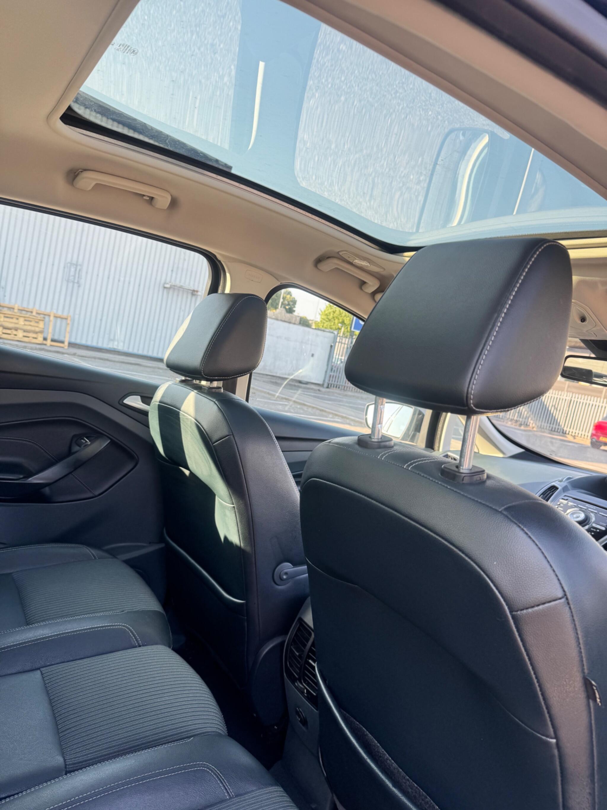 Ford C-Max view 29