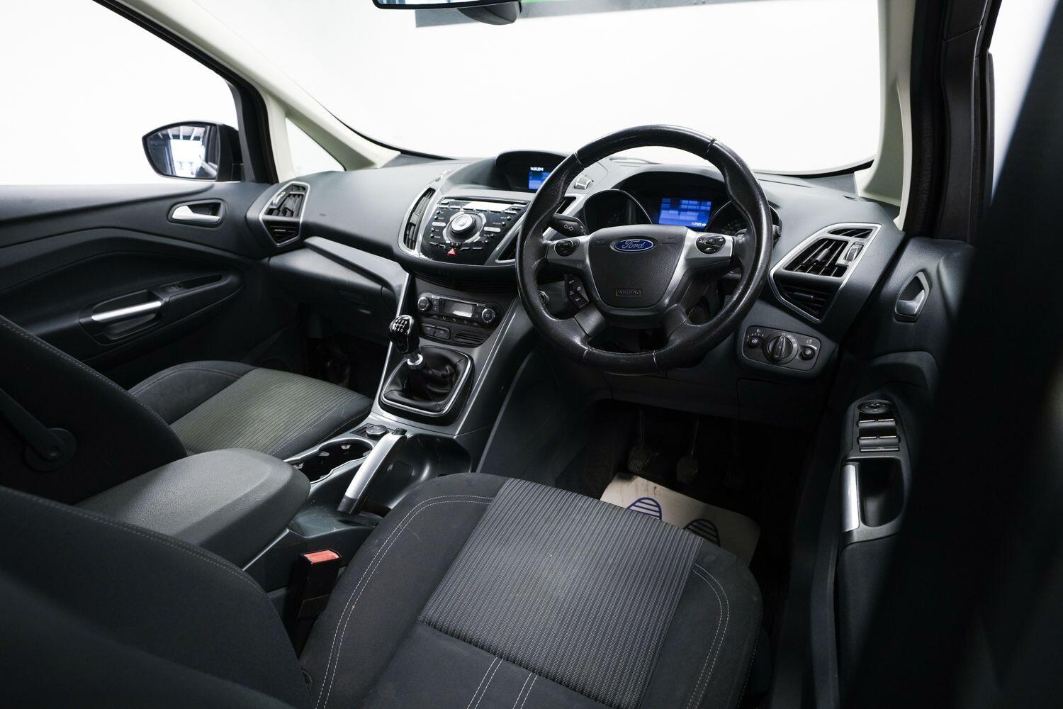 Ford C-Max view 8