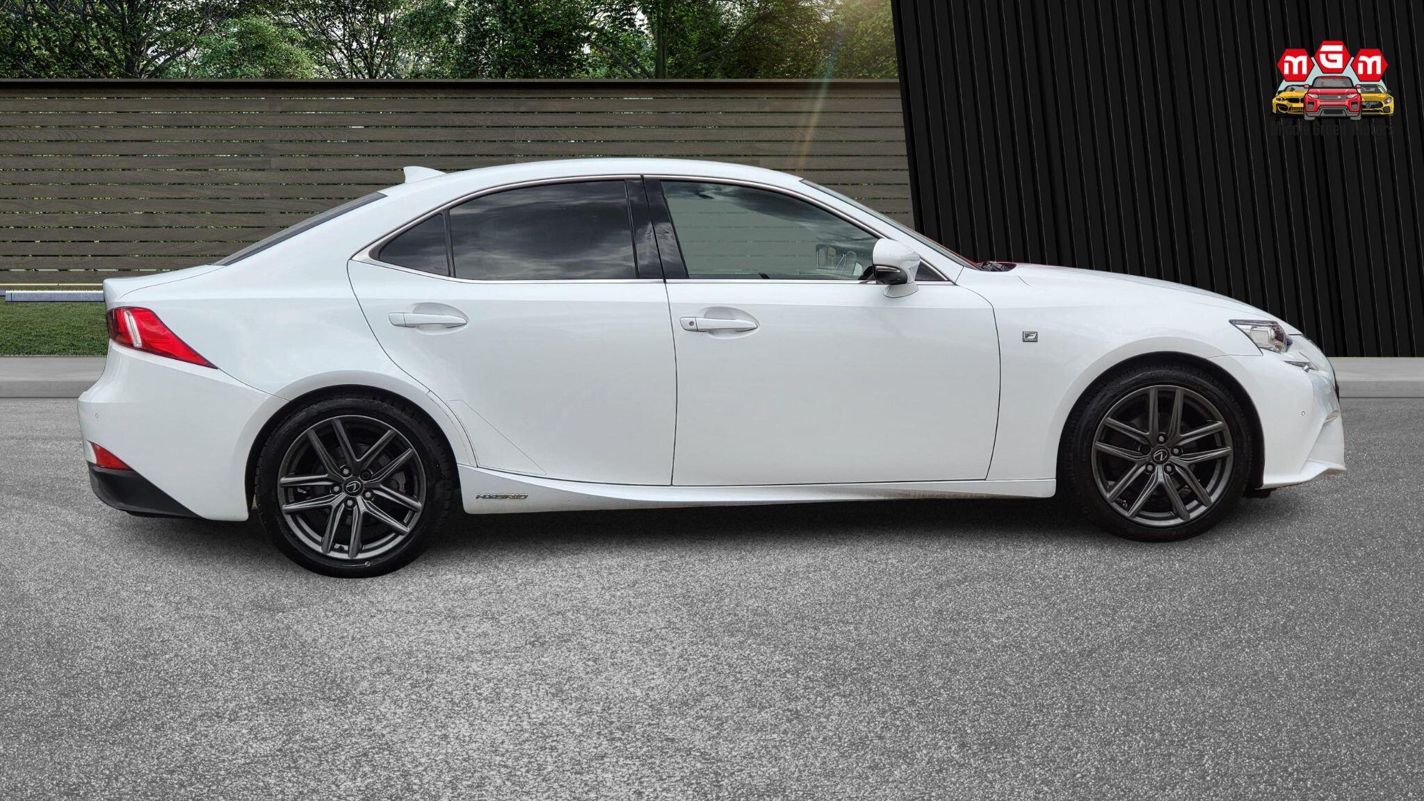 Lexus Is view 8