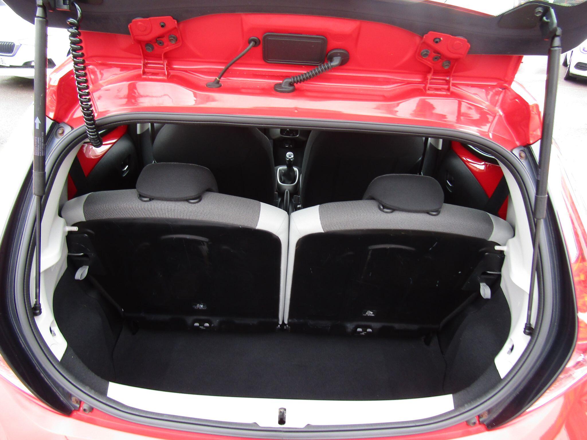 Toyota Aygo view 24