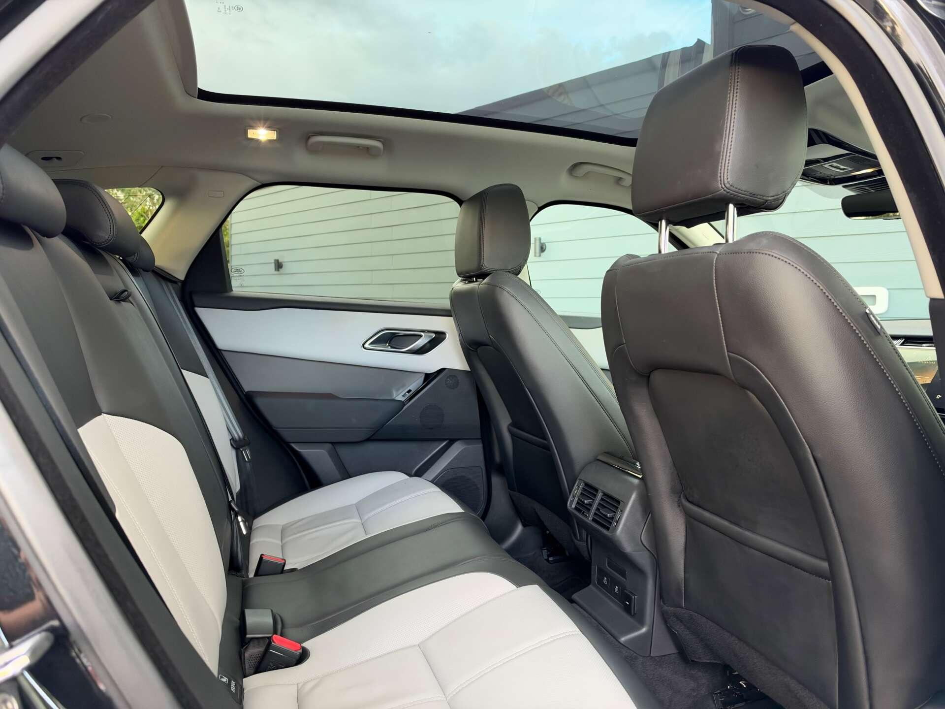 Land Rover Range Rover Velar view 30