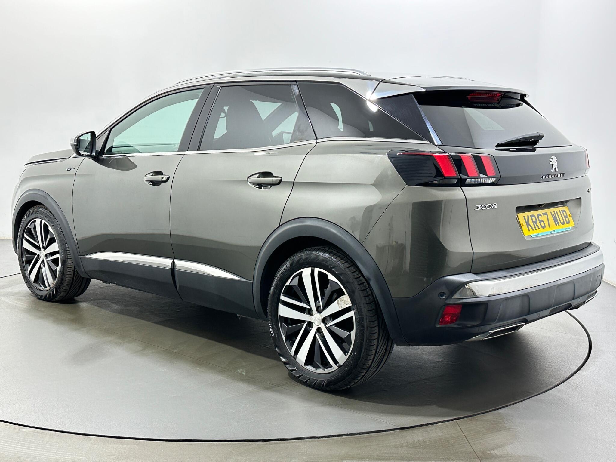 Peugeot 3008 view 6