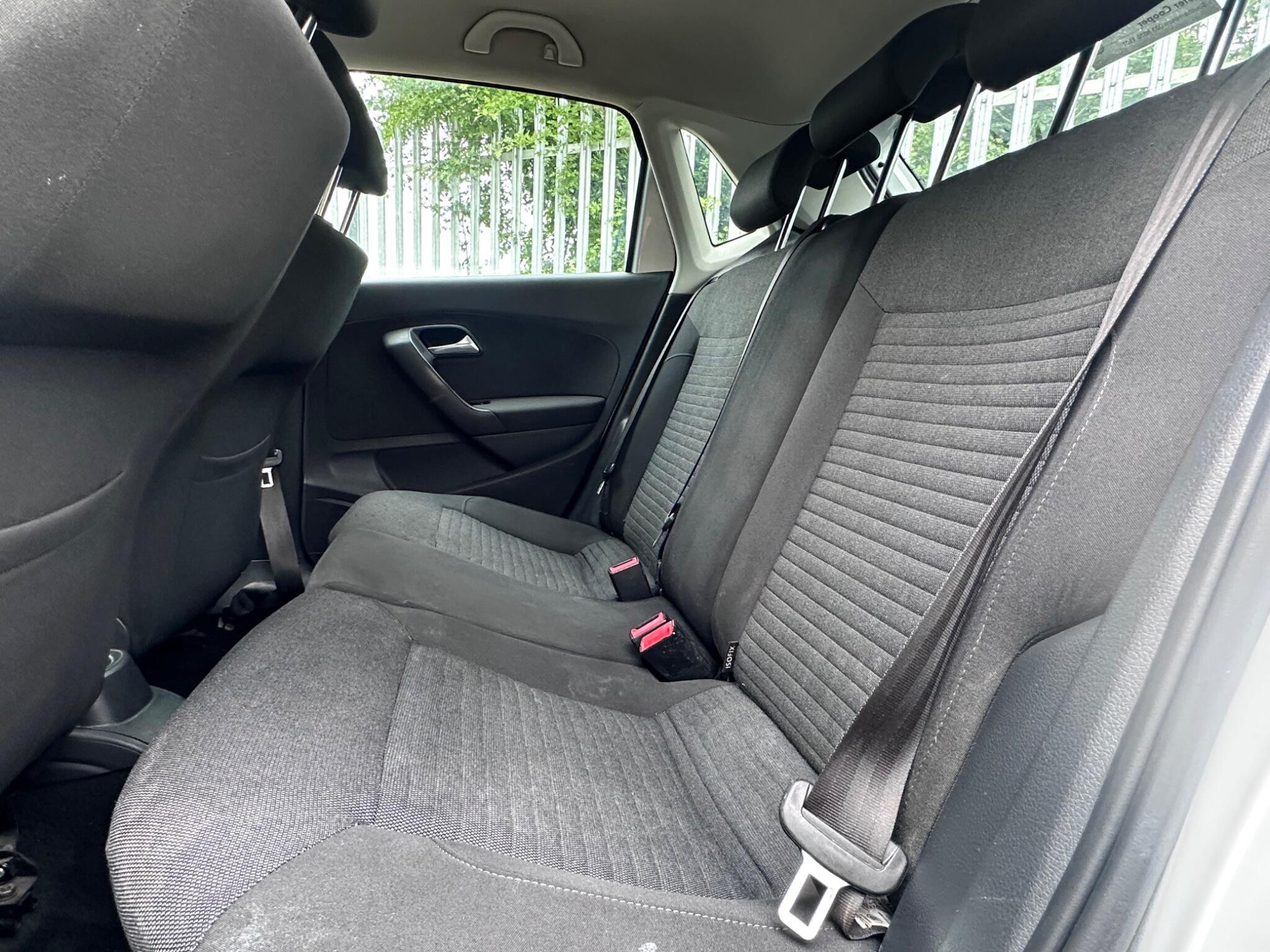2011 Volkswagen Polo image 23