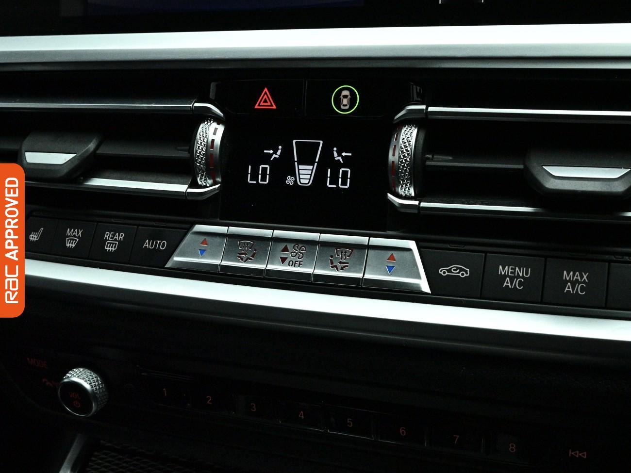 BMW 3 Series view 15
