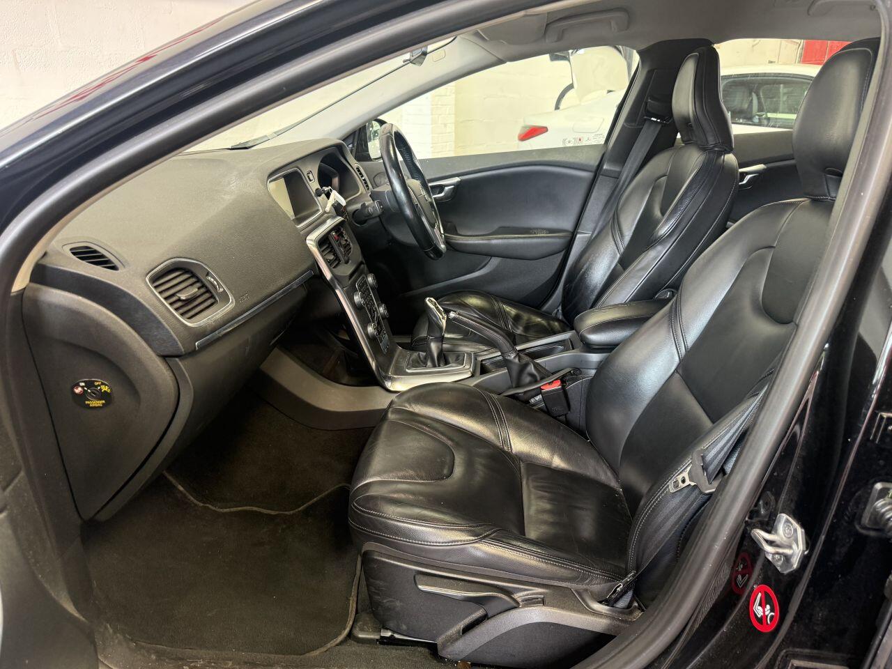 Volvo V40 view 35