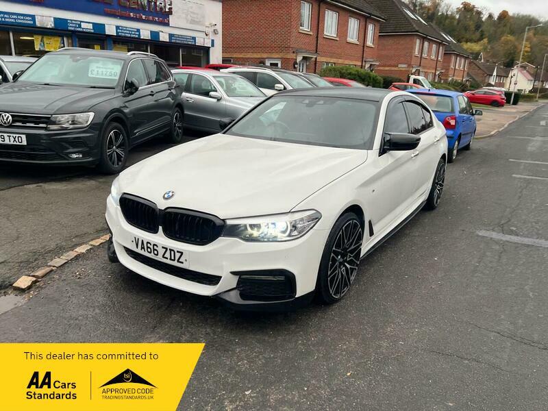 2017 BMW 5 Series image 7