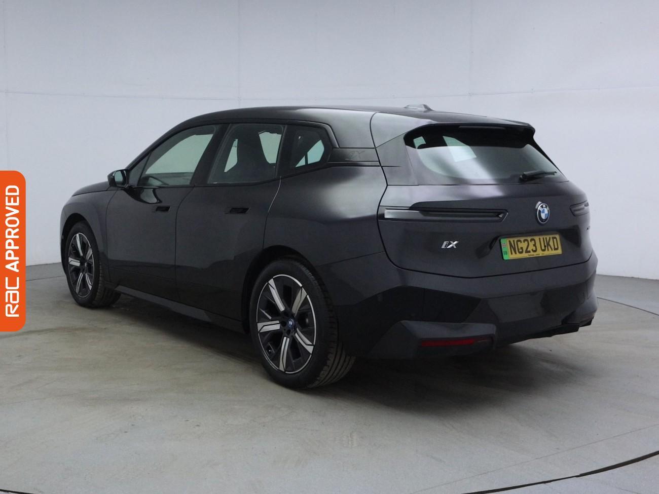BMW Ix view 5