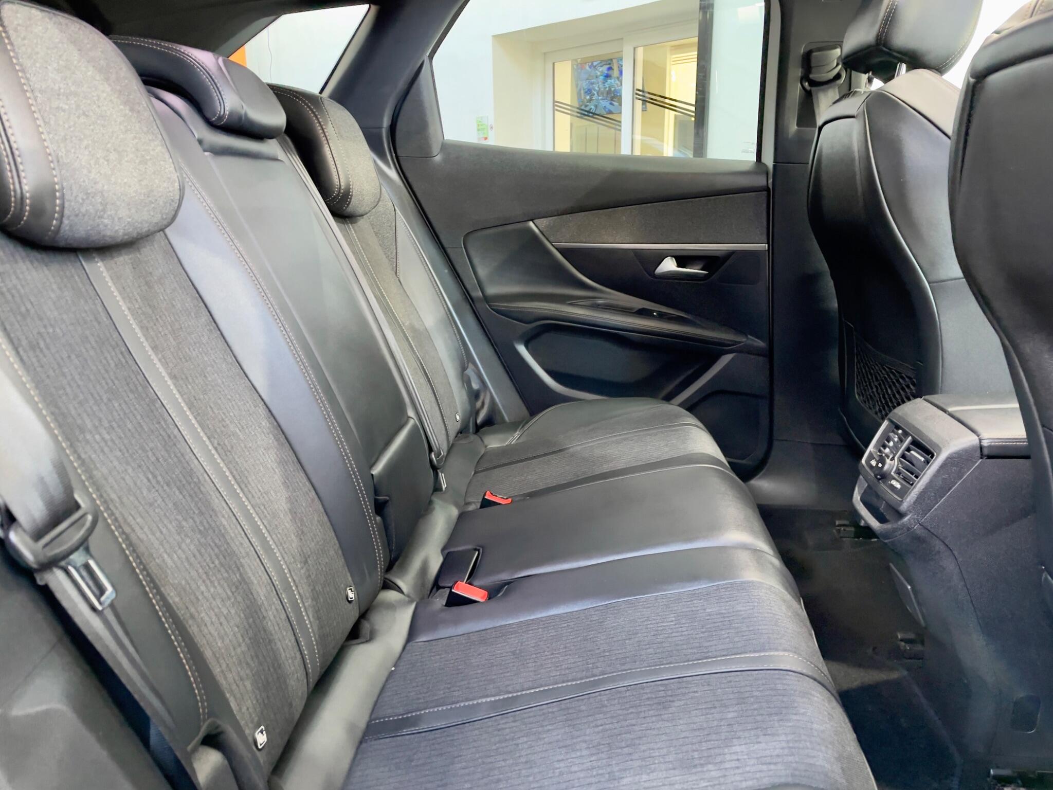 Peugeot 3008 view 42