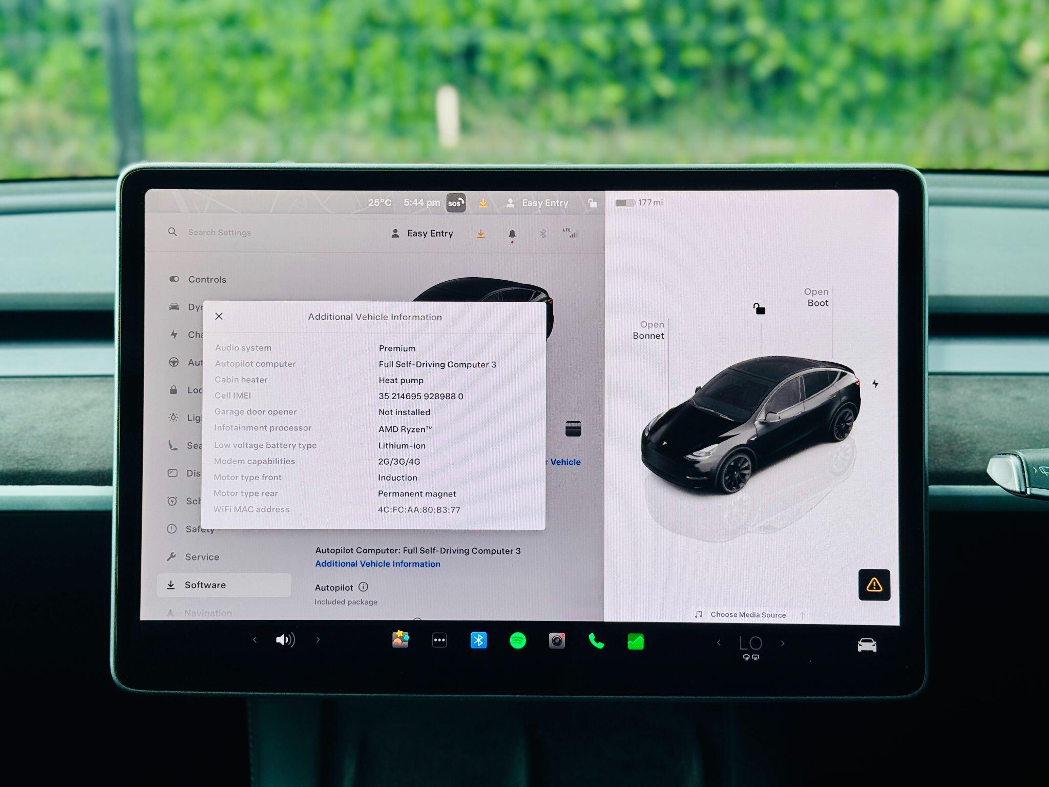 Tesla Model Y view 20