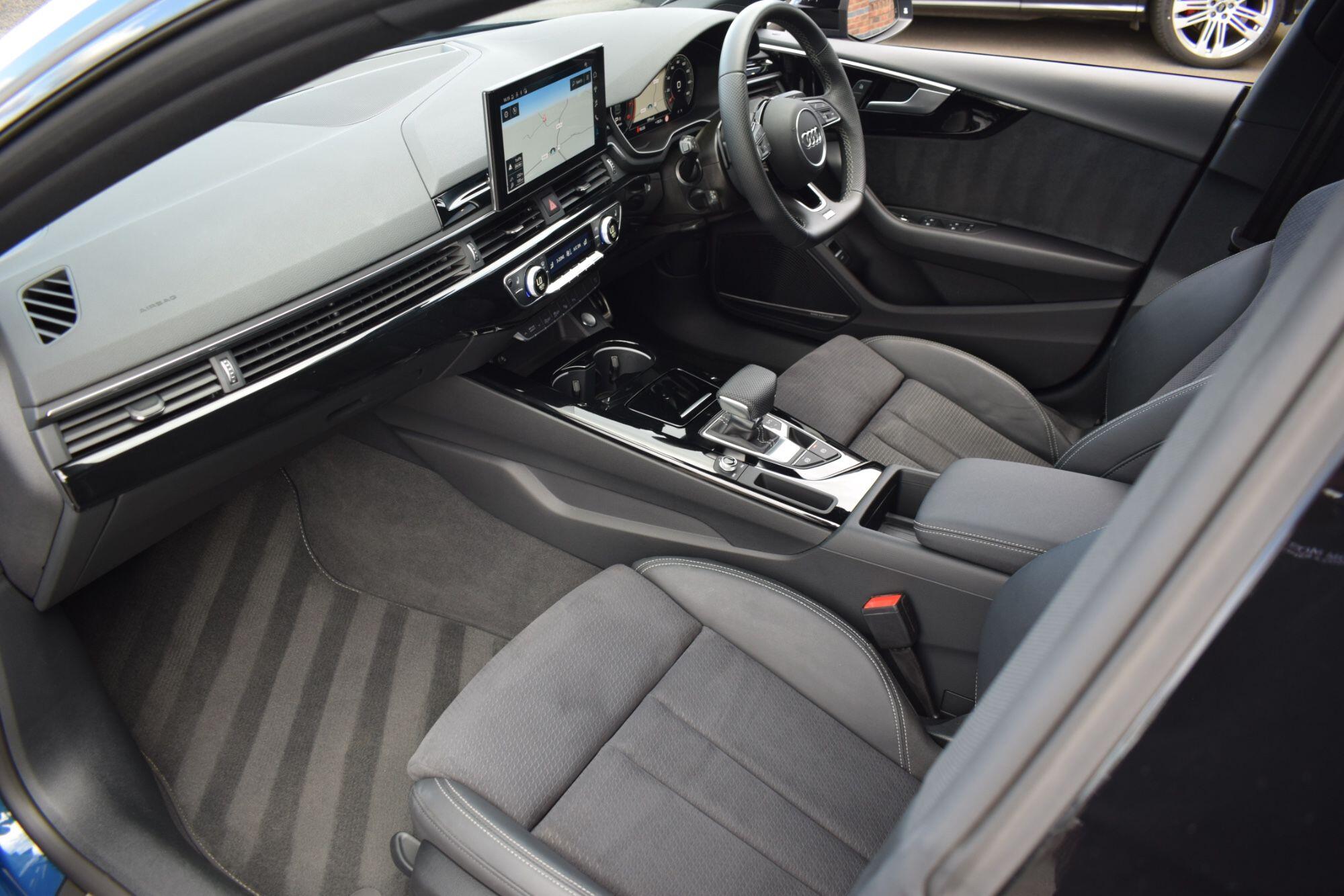 Audi A5 view 28