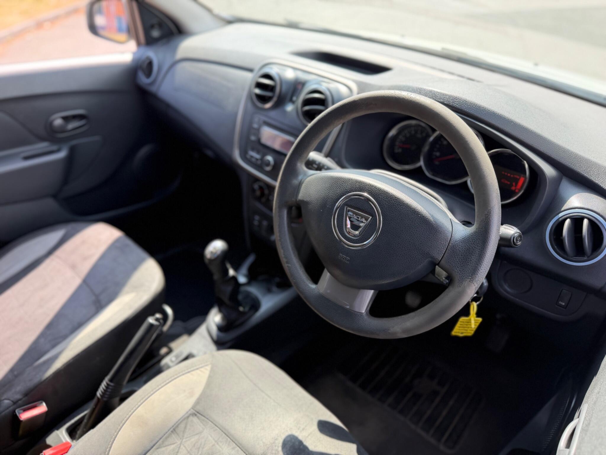 Dacia Sandero view 8
