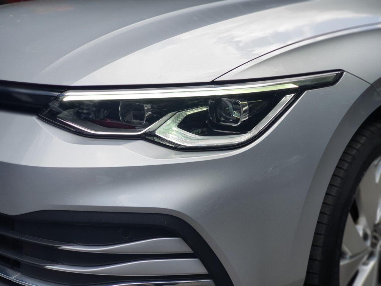 Volkswagen Golf view 9