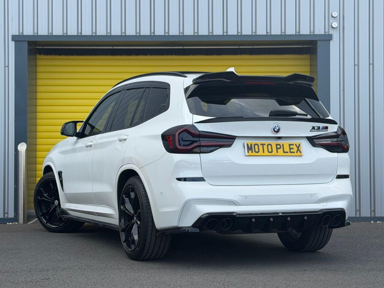 BMW X3 M view 9