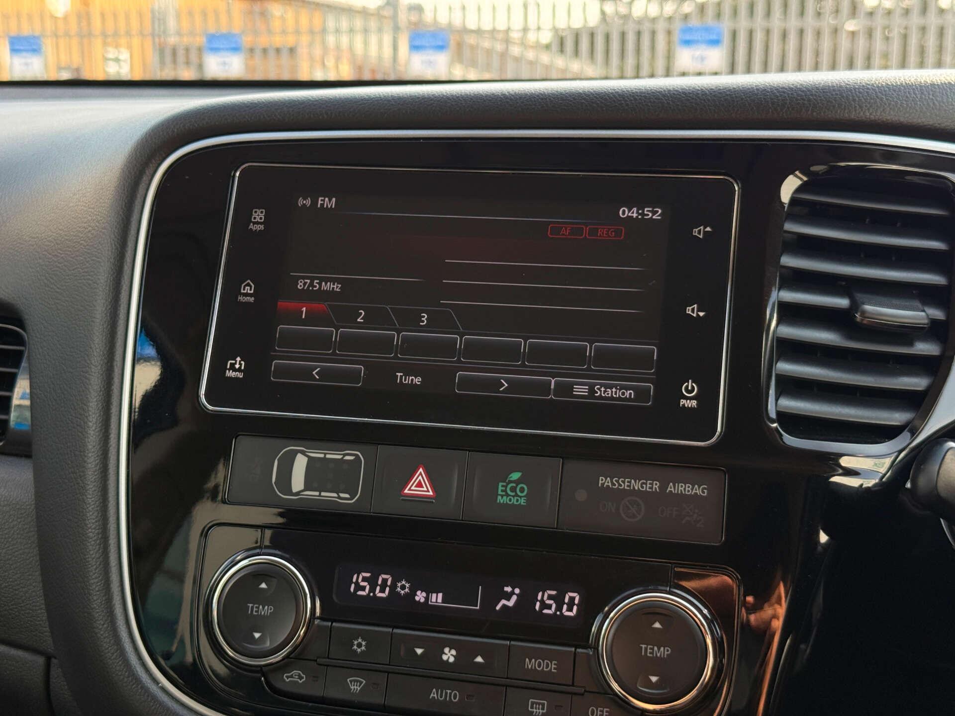 Mitsubishi Outlander view 66