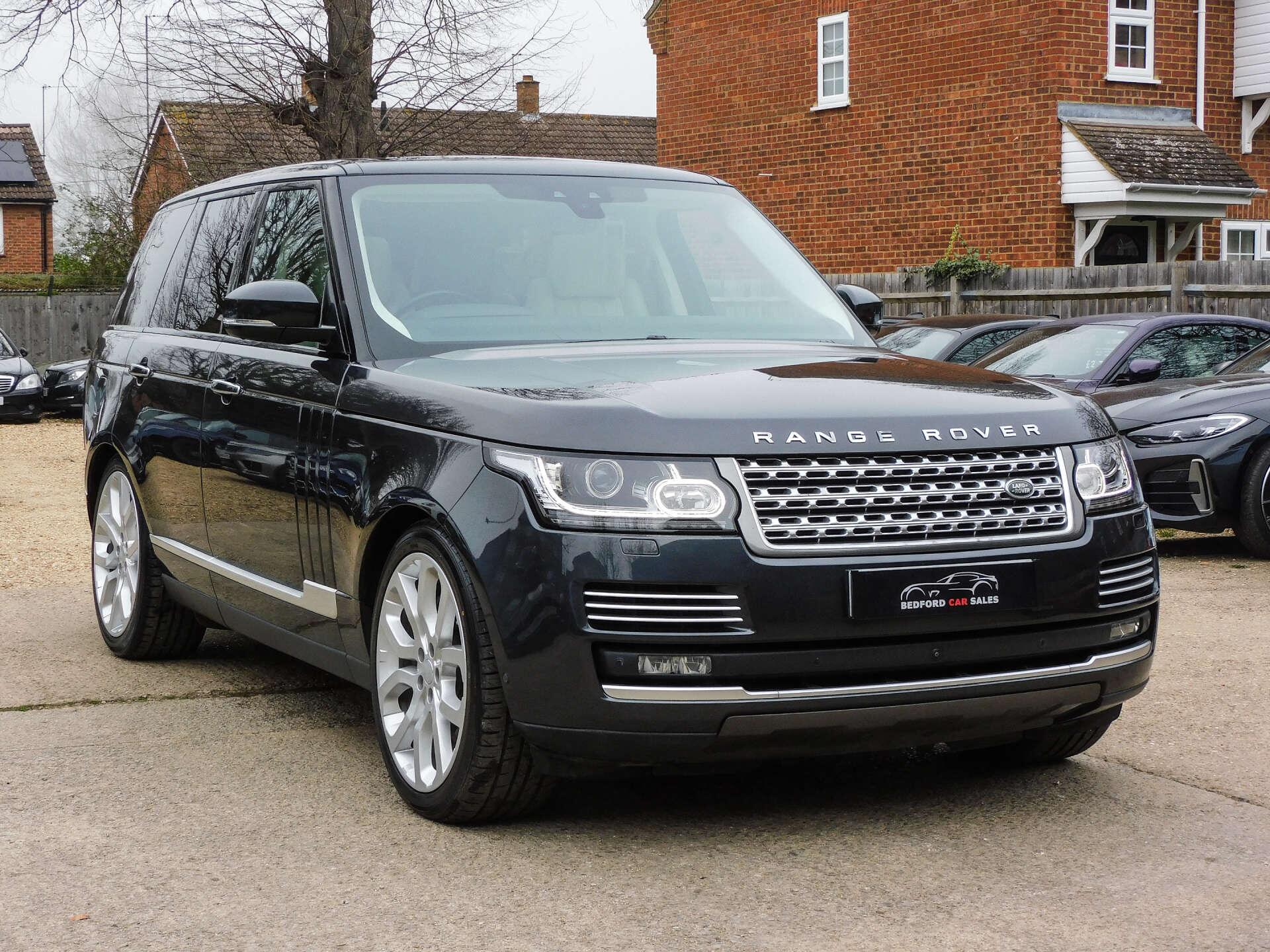 Land Rover Range Rover view 6
