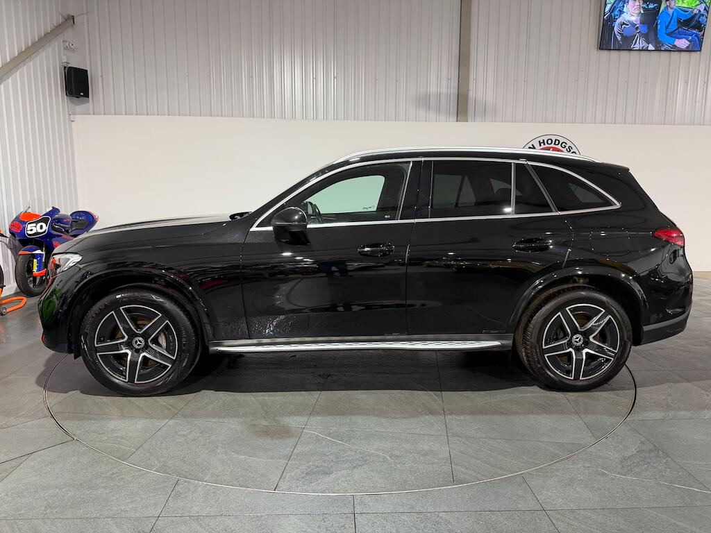 Mercedes-Benz GLC view 22