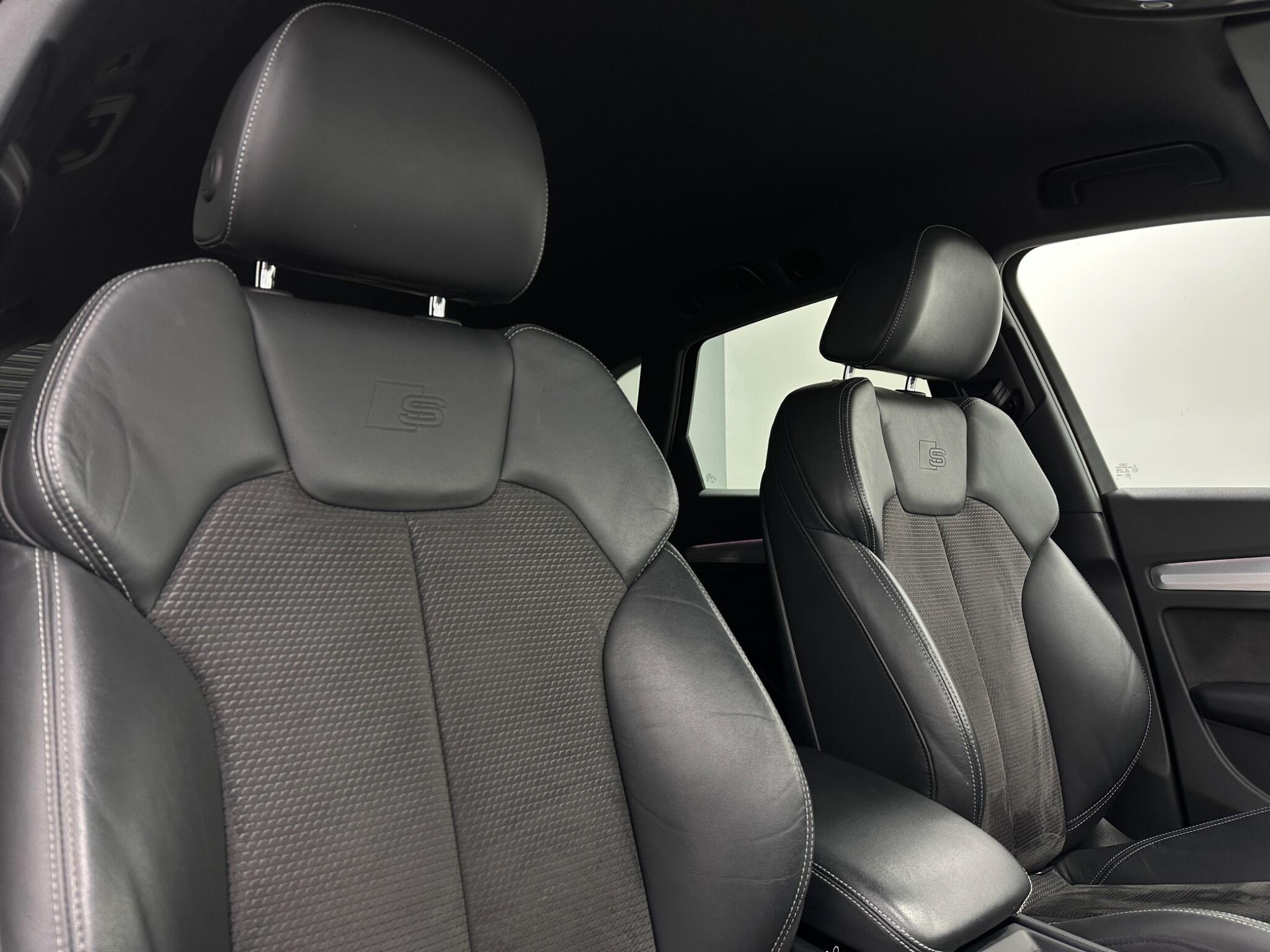 Audi Q5 view 34