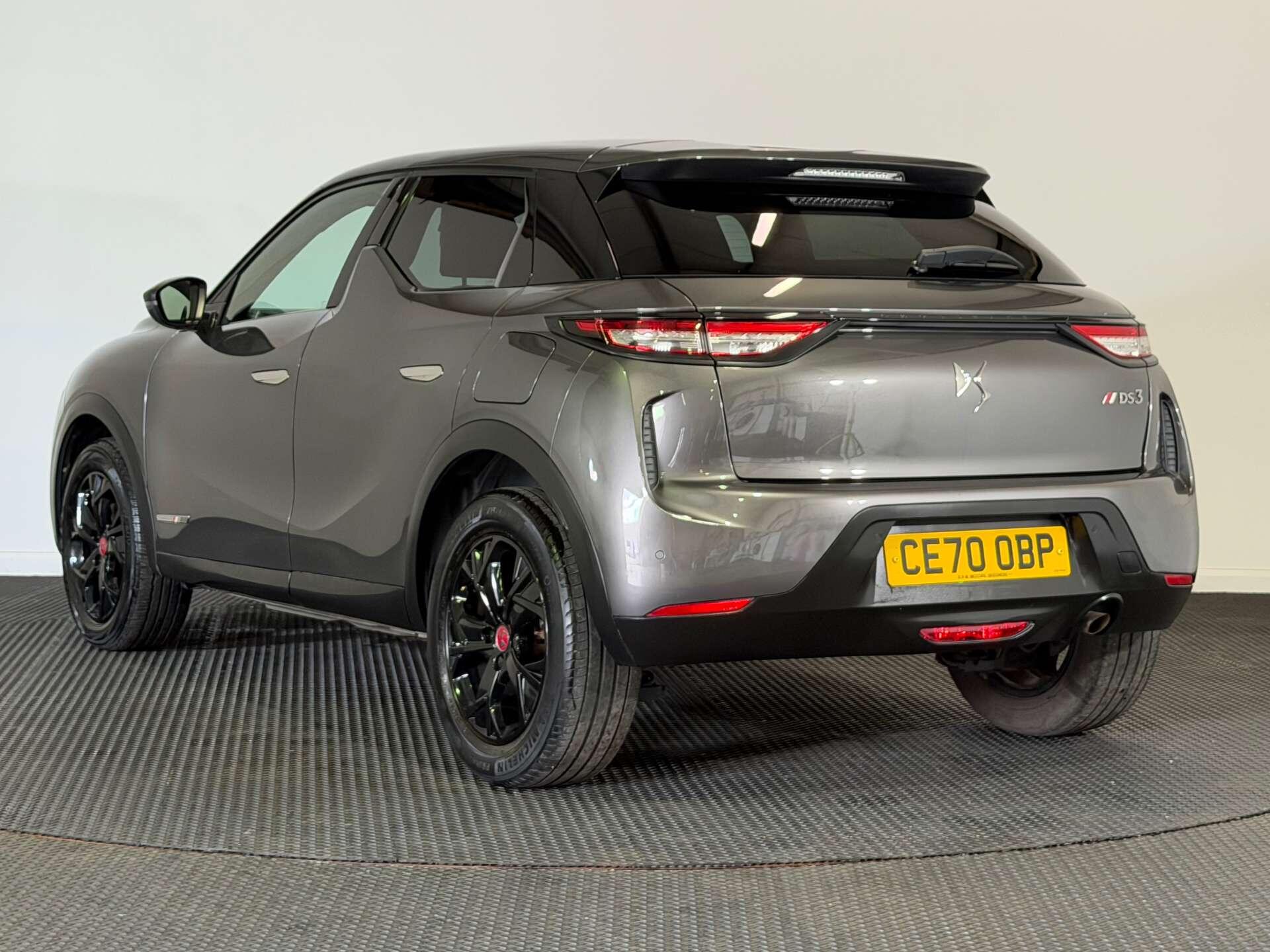 DS Automobiles DS 3 Crossback view 5