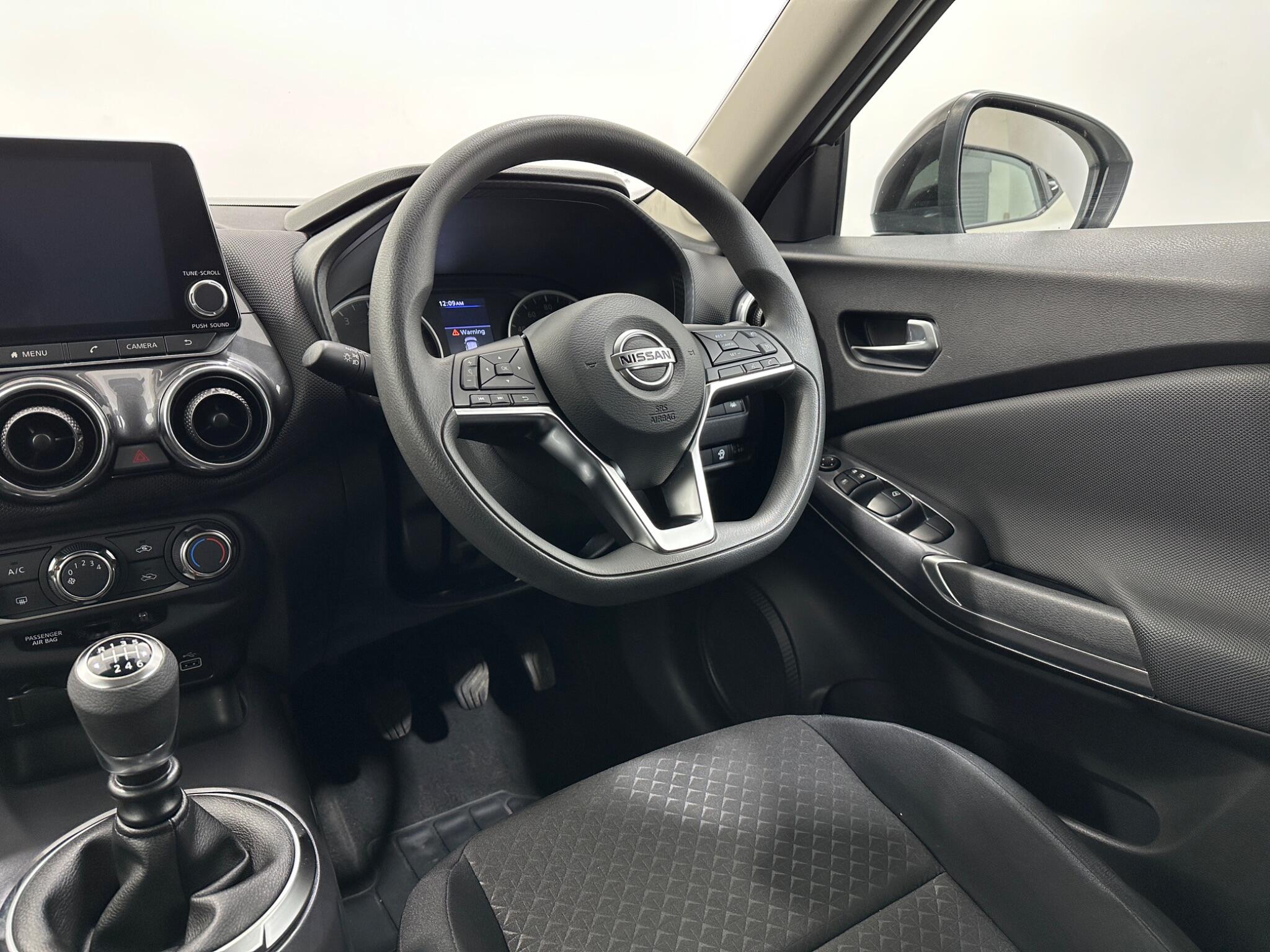 Nissan Juke view 12