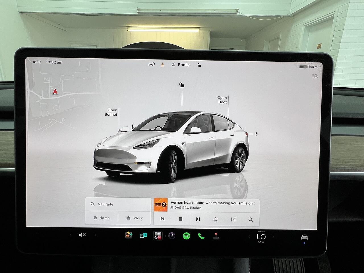 Tesla Model Y view 9
