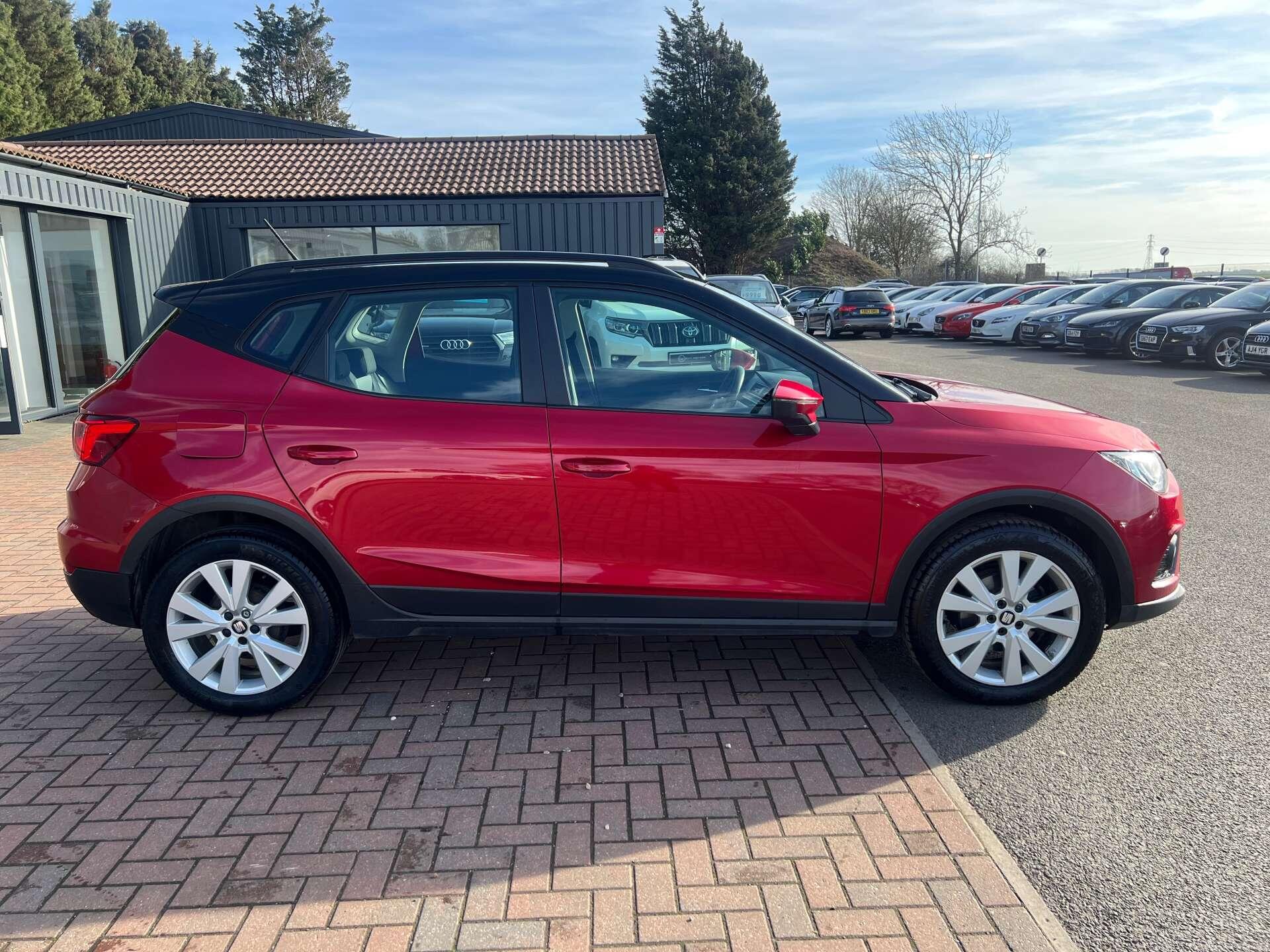 Seat Arona view 6