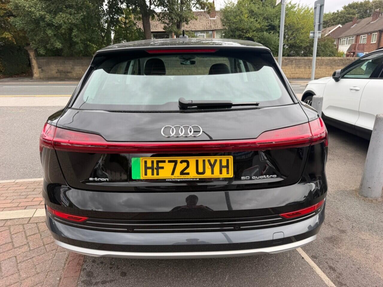 Audi E-Tron view 10