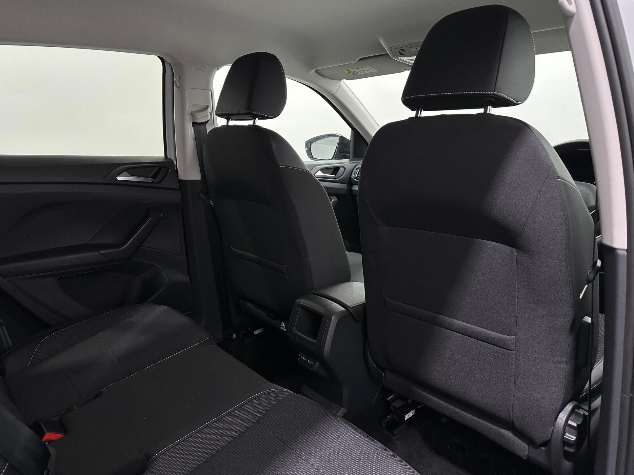 Volkswagen T-Cross view 40