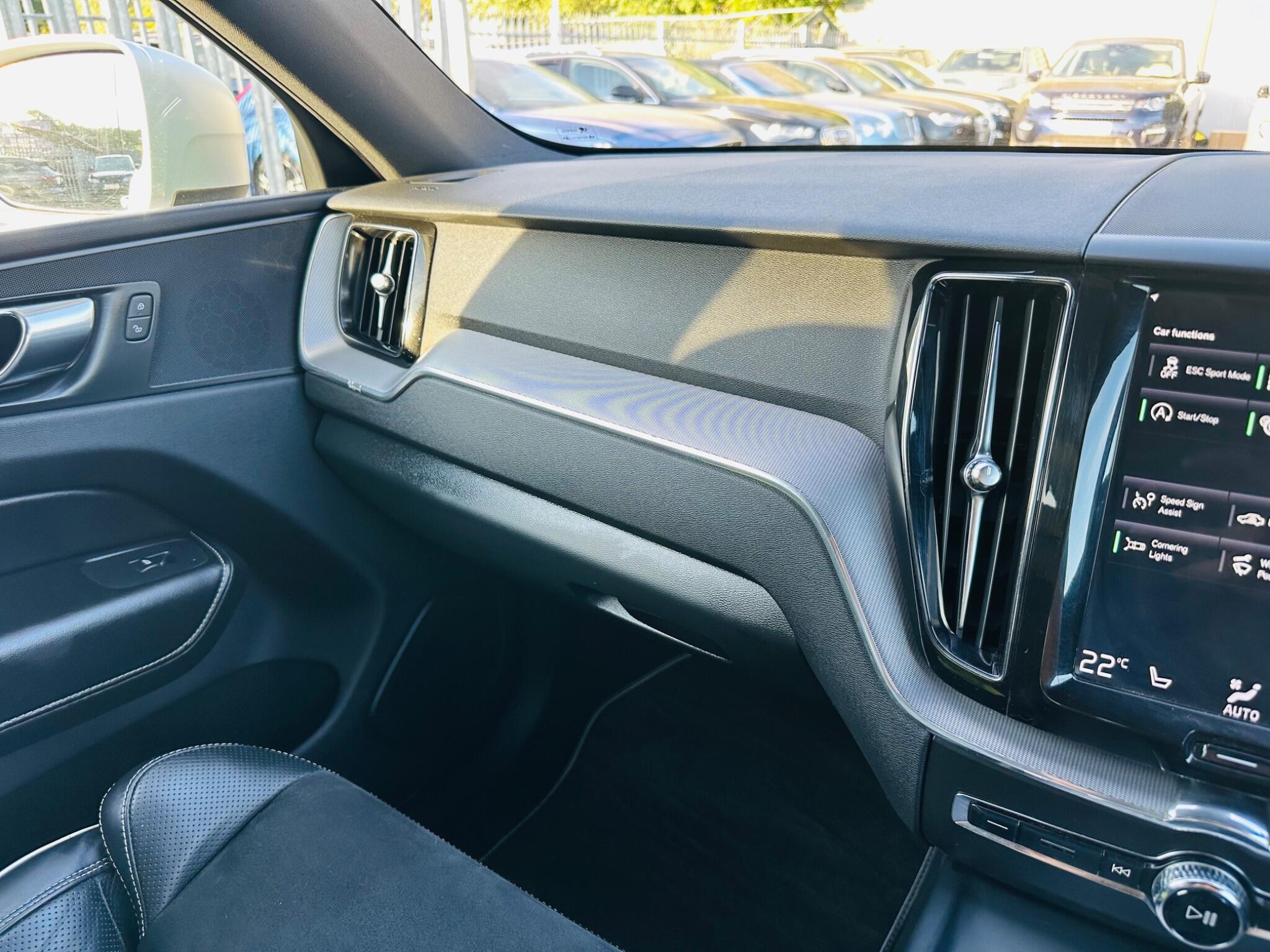 Volvo XC60 view 53