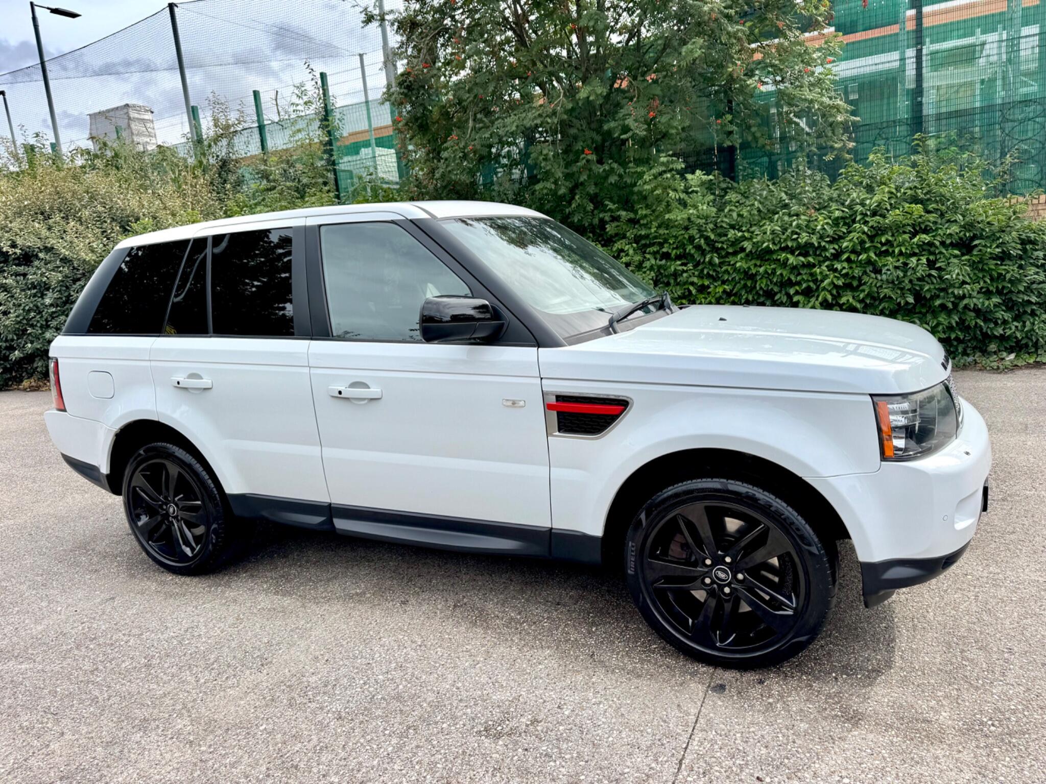 Land Rover Range Rover Sport view 8