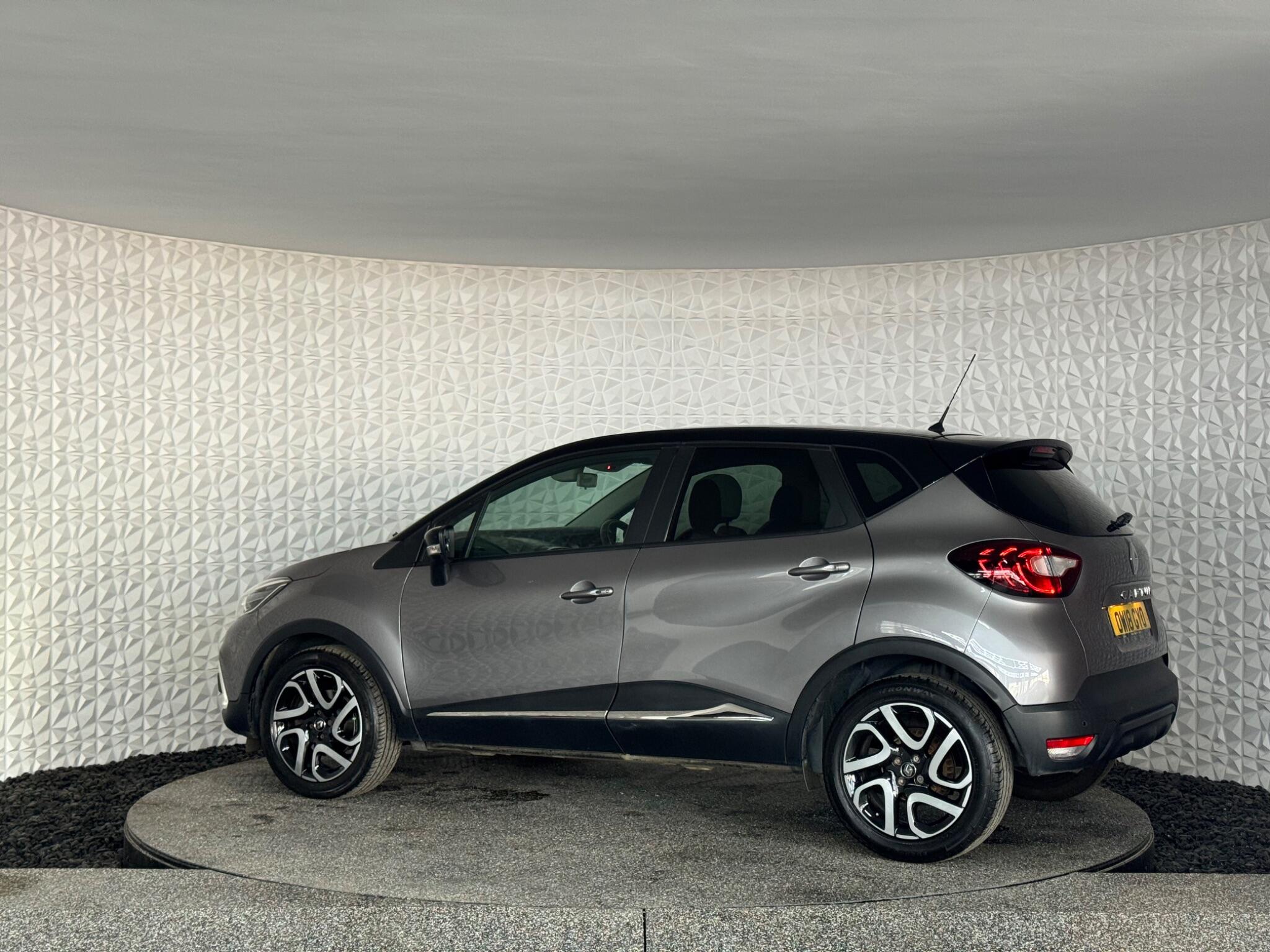 Renault Captur view 16
