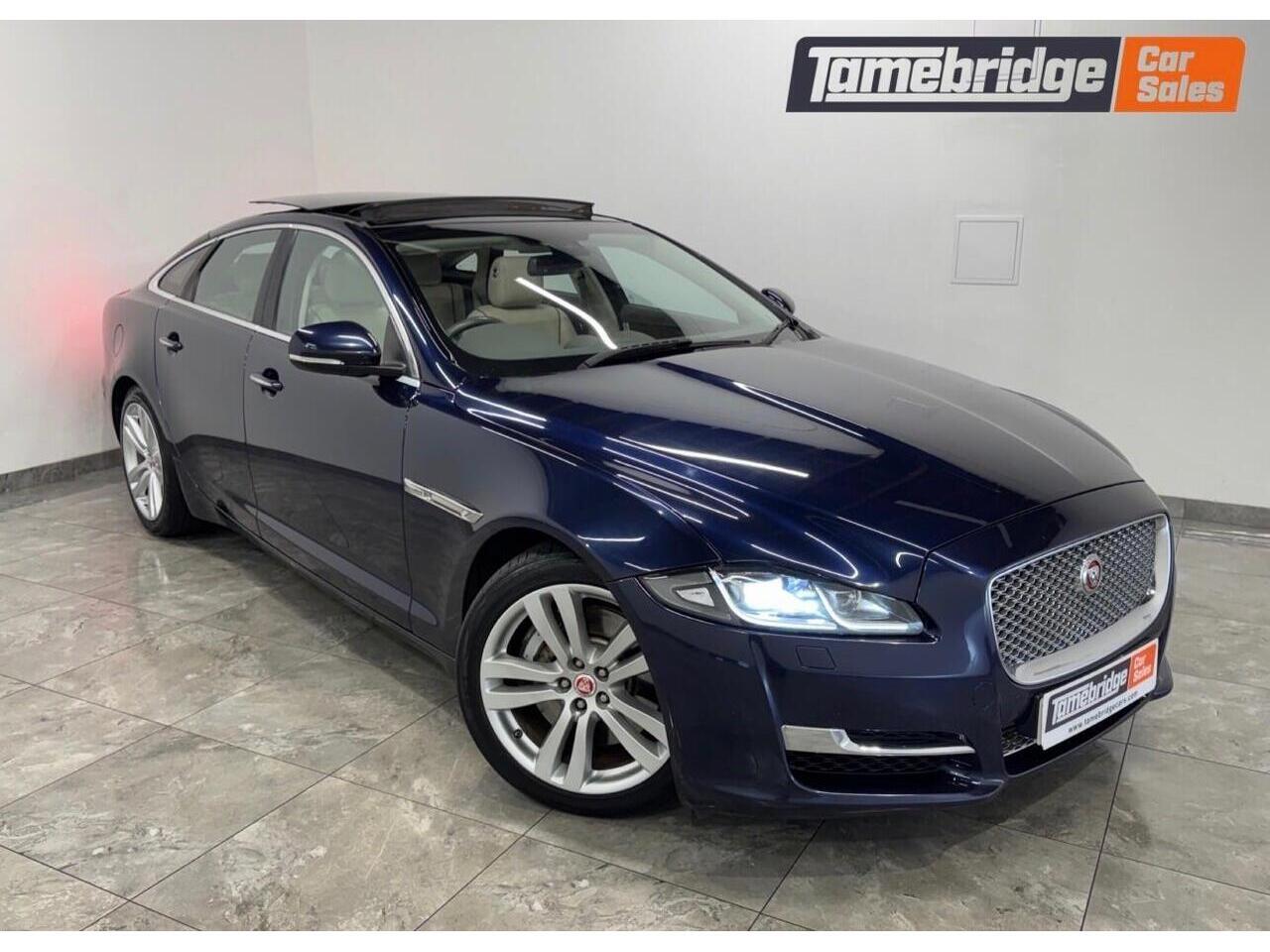 Jaguar XJ