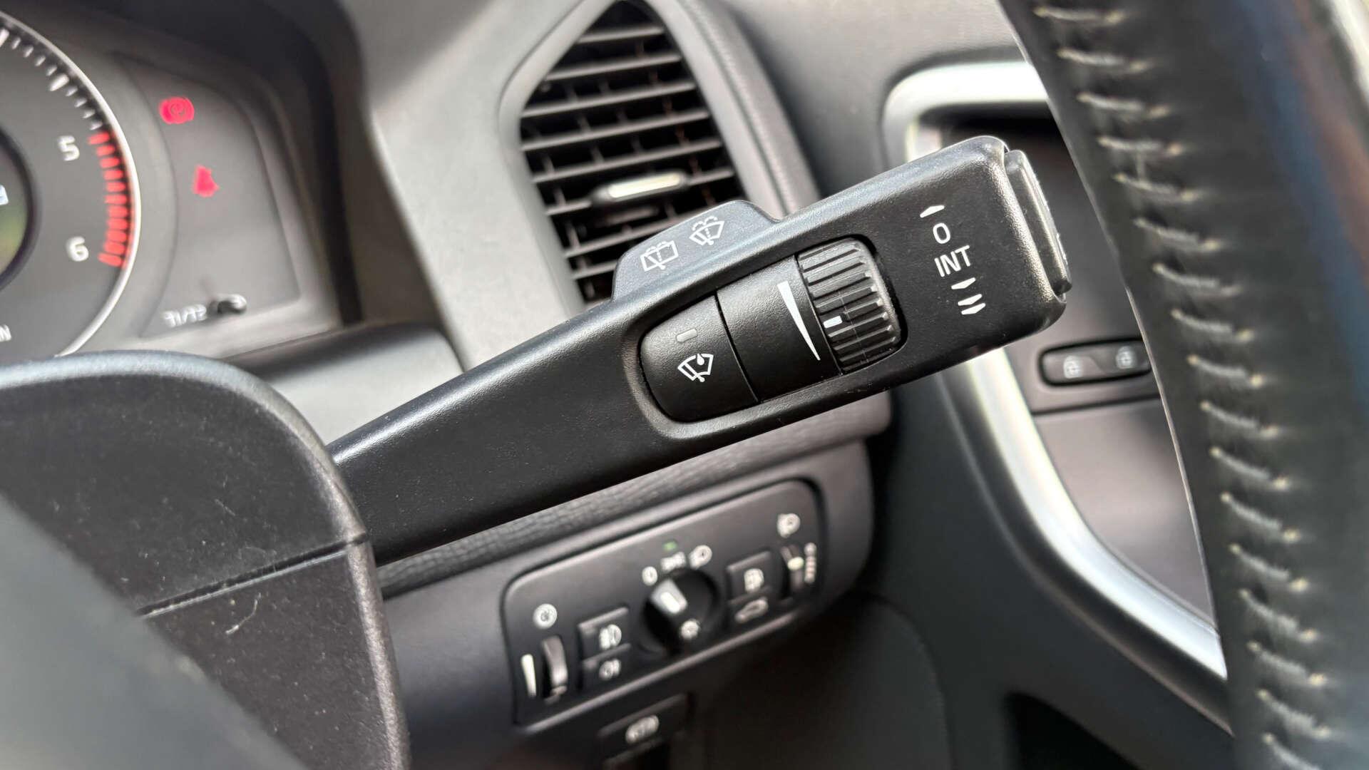 Volvo XC60 view 20