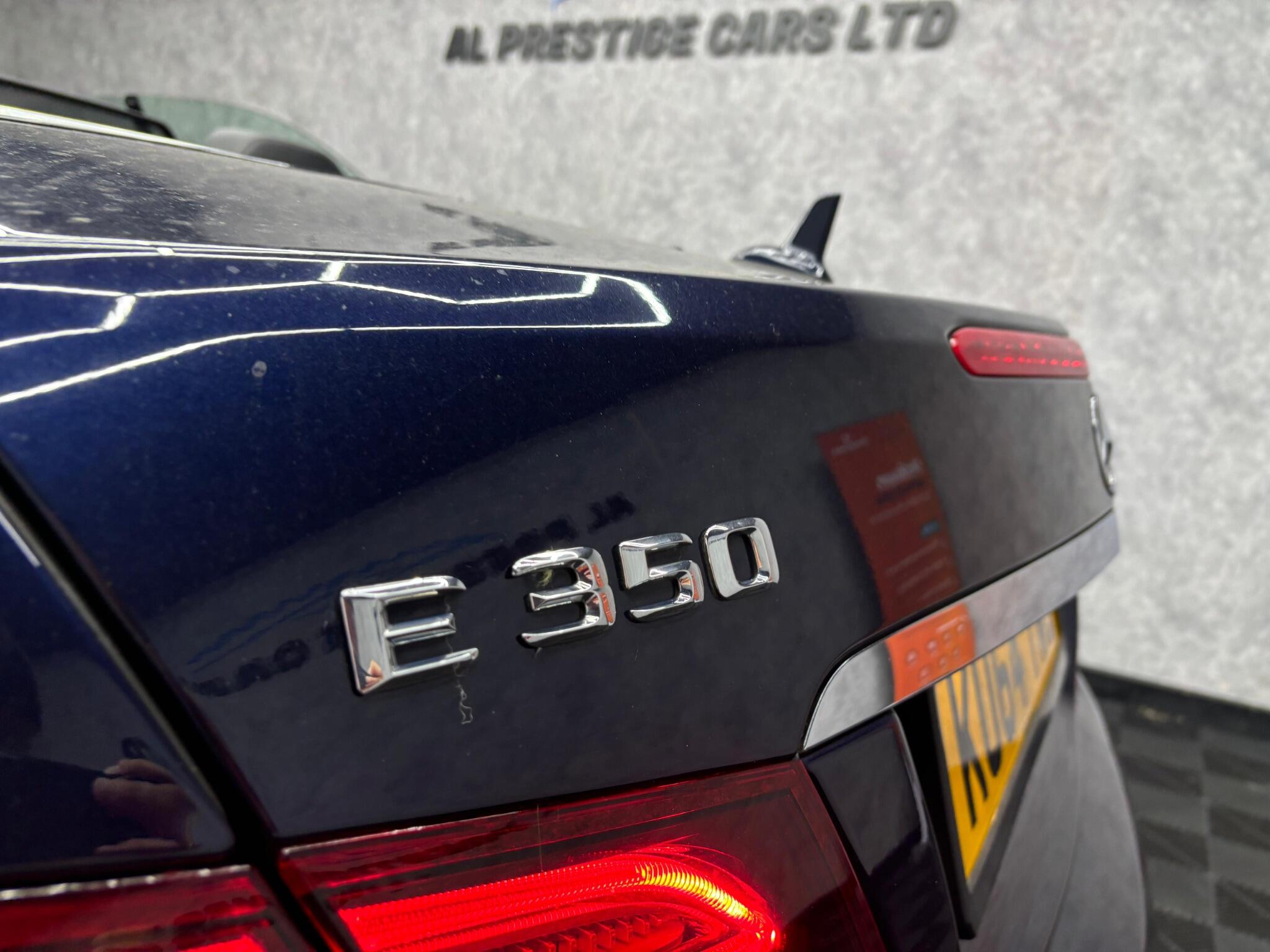 Mercedes-Benz E Class view 35