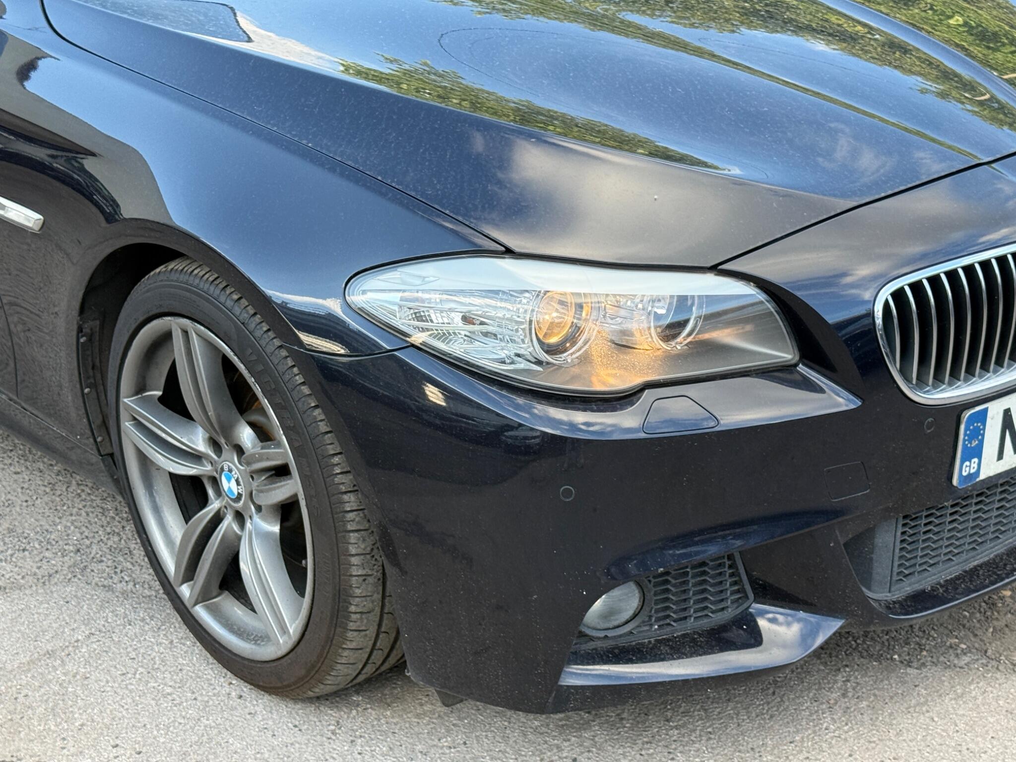 BMW 5 Series - Image 23
