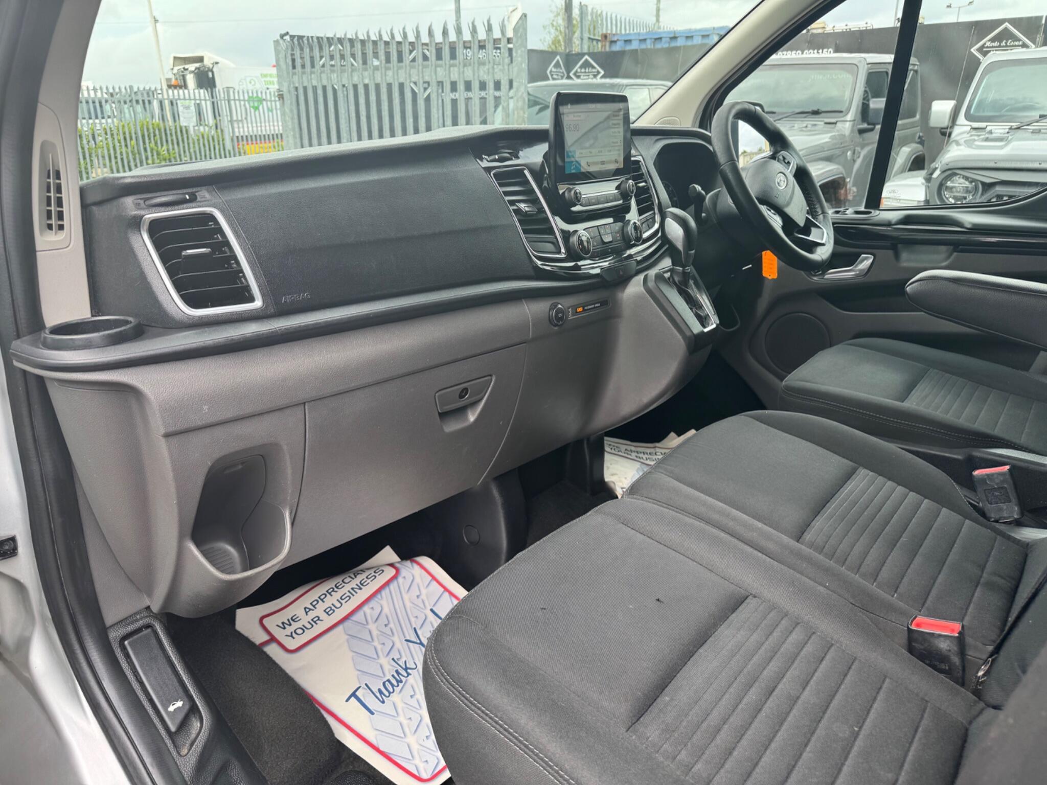 Ford Transit Custom view 31