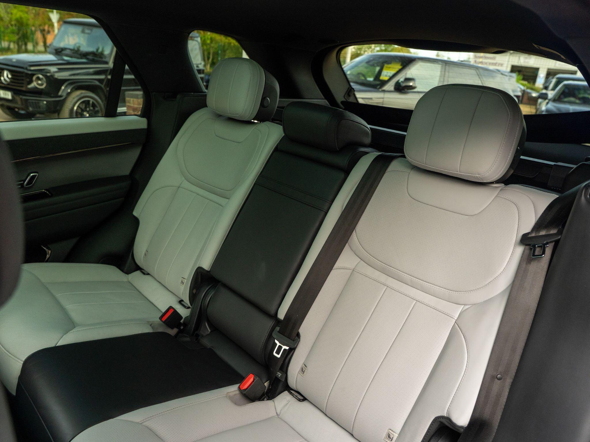 Land Rover Range Rover Sport view 54