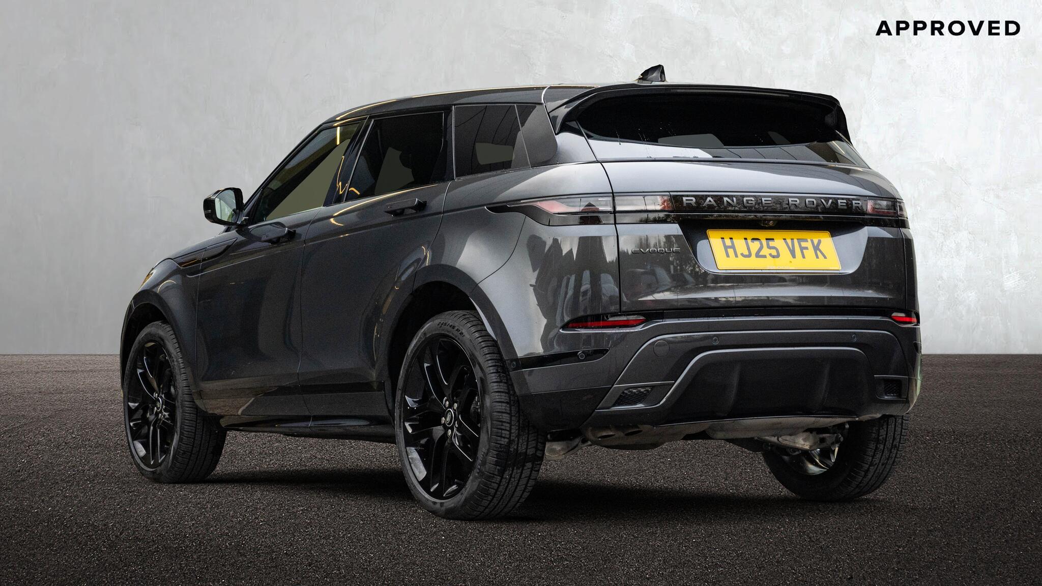 Land Rover Range Rover Evoque view 2