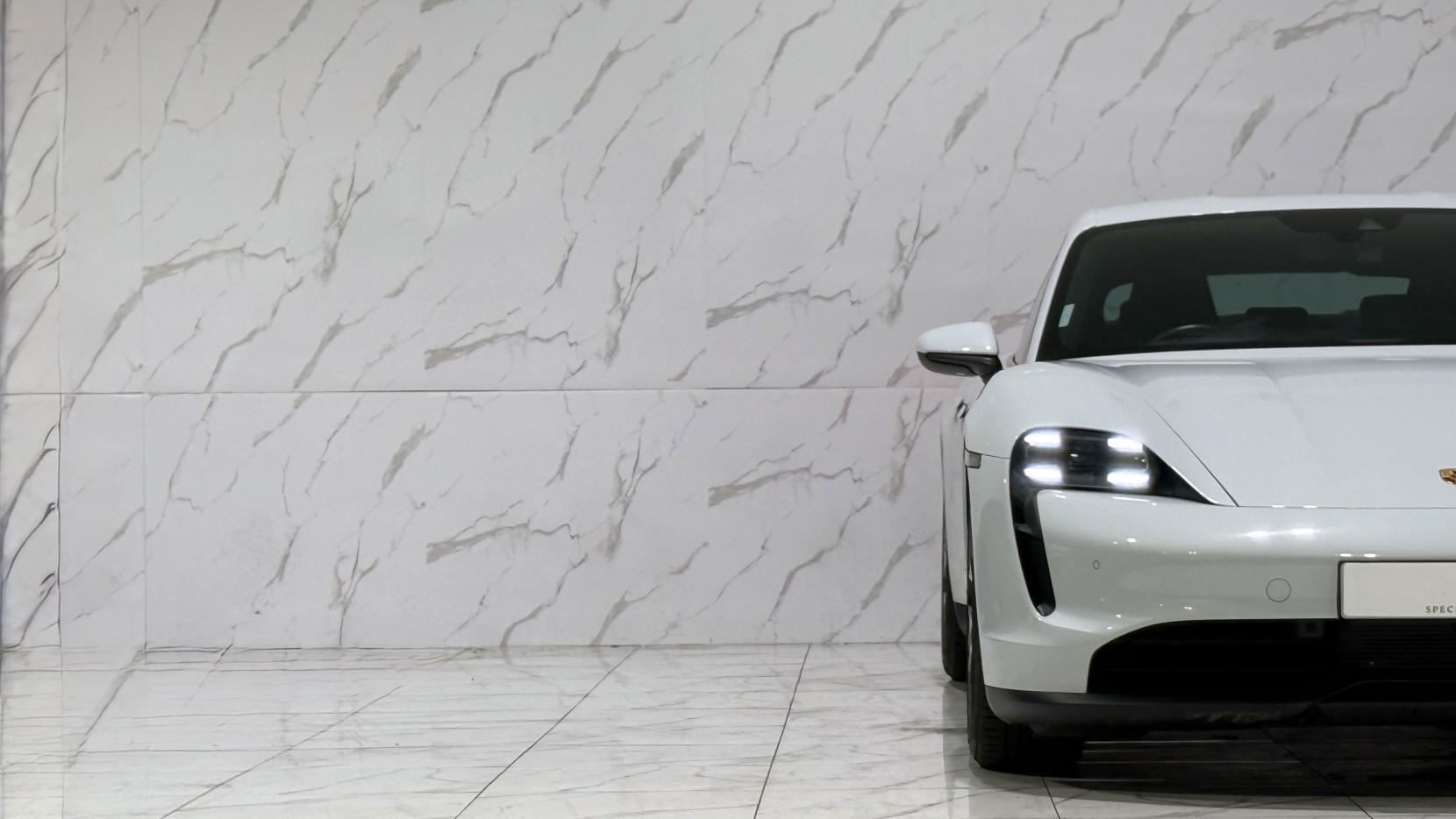 Porsche Taycan view 32