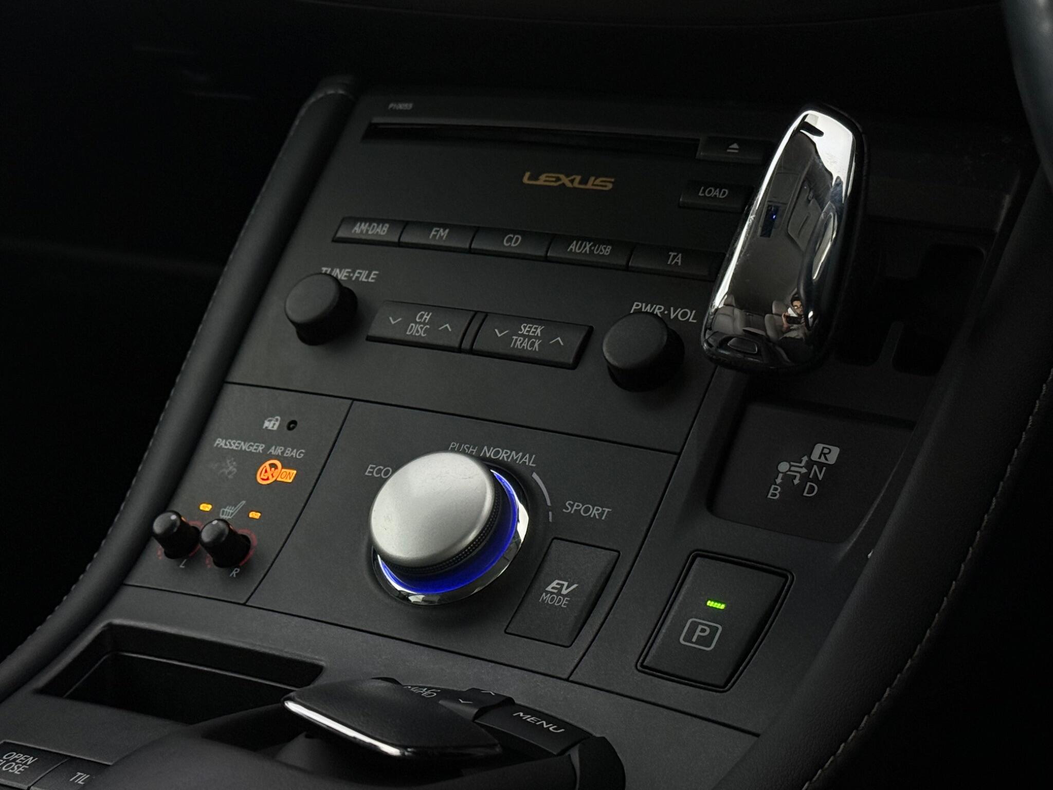 Lexus CT view 23