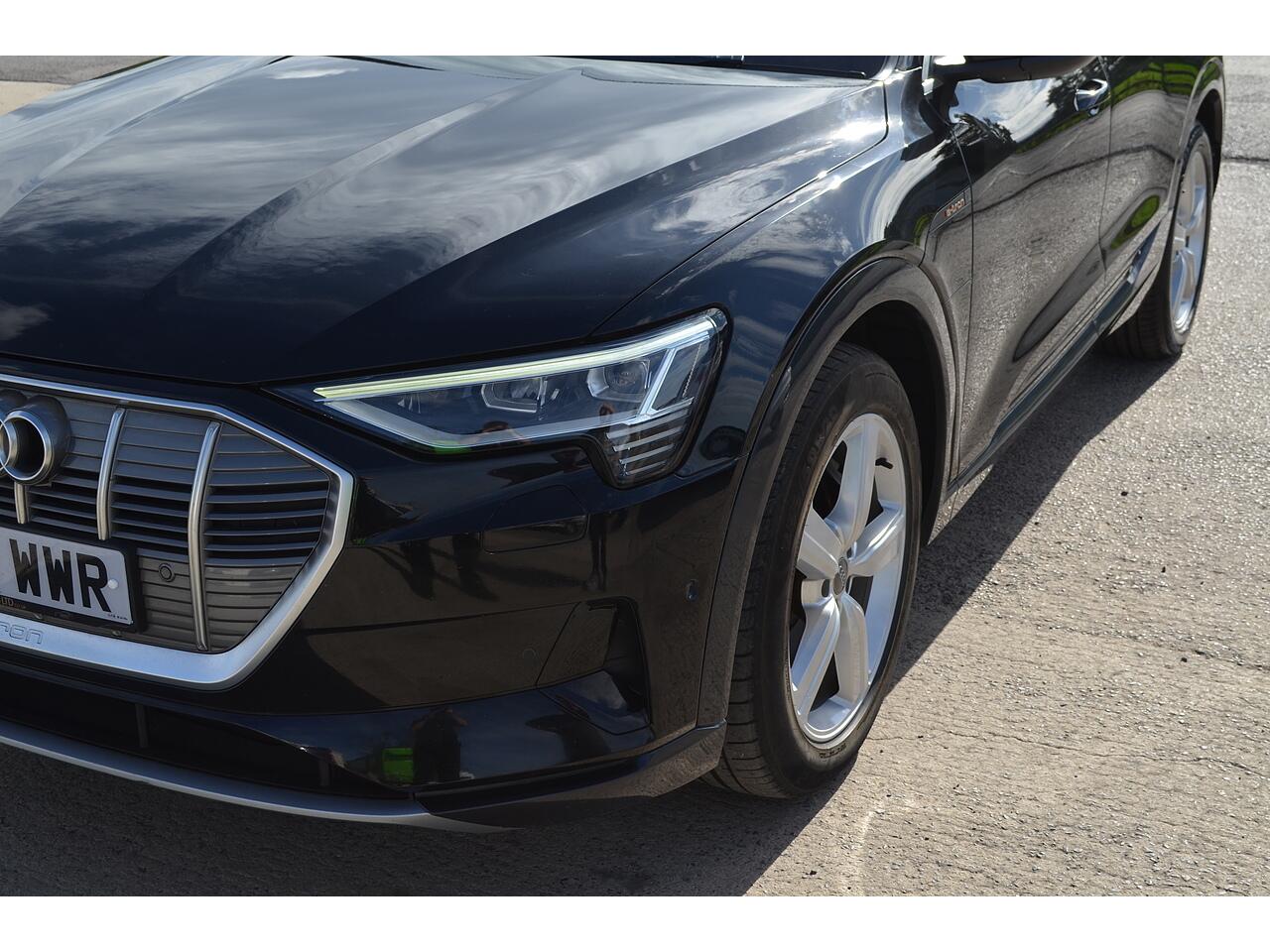 Audi E-Tron view 45