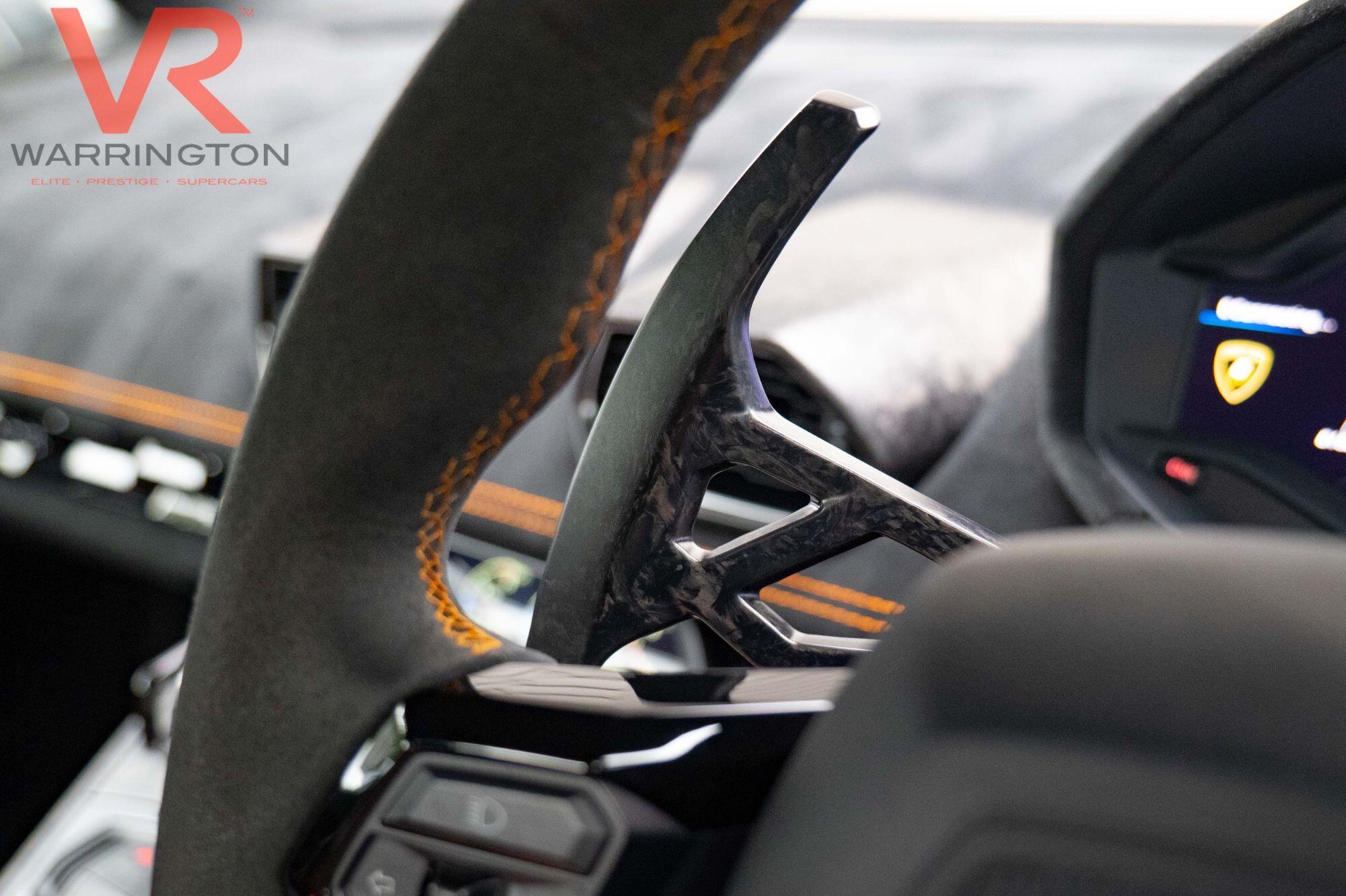 Lamborghini Huracan view 10
