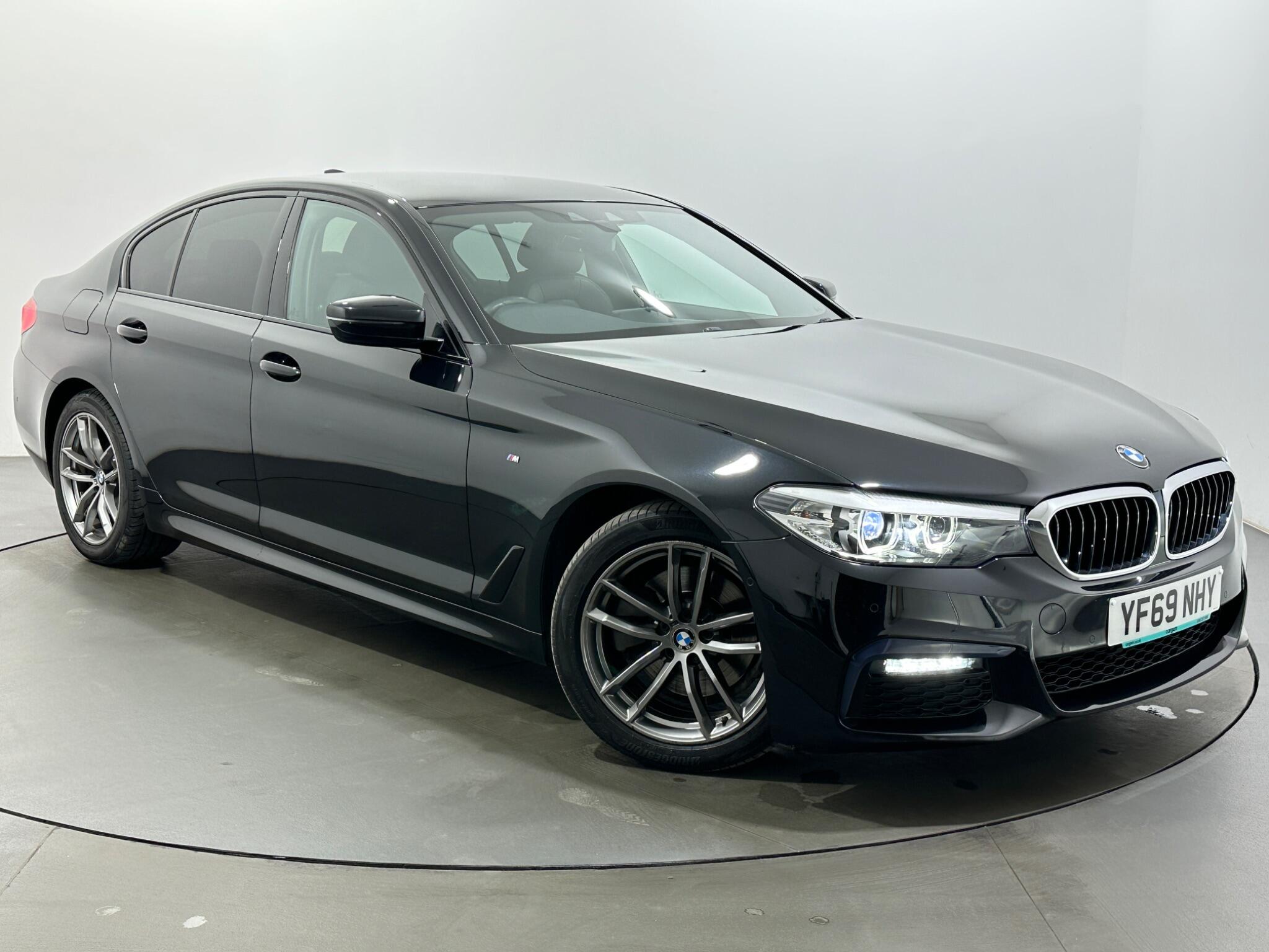 BMW 5 Series view 54