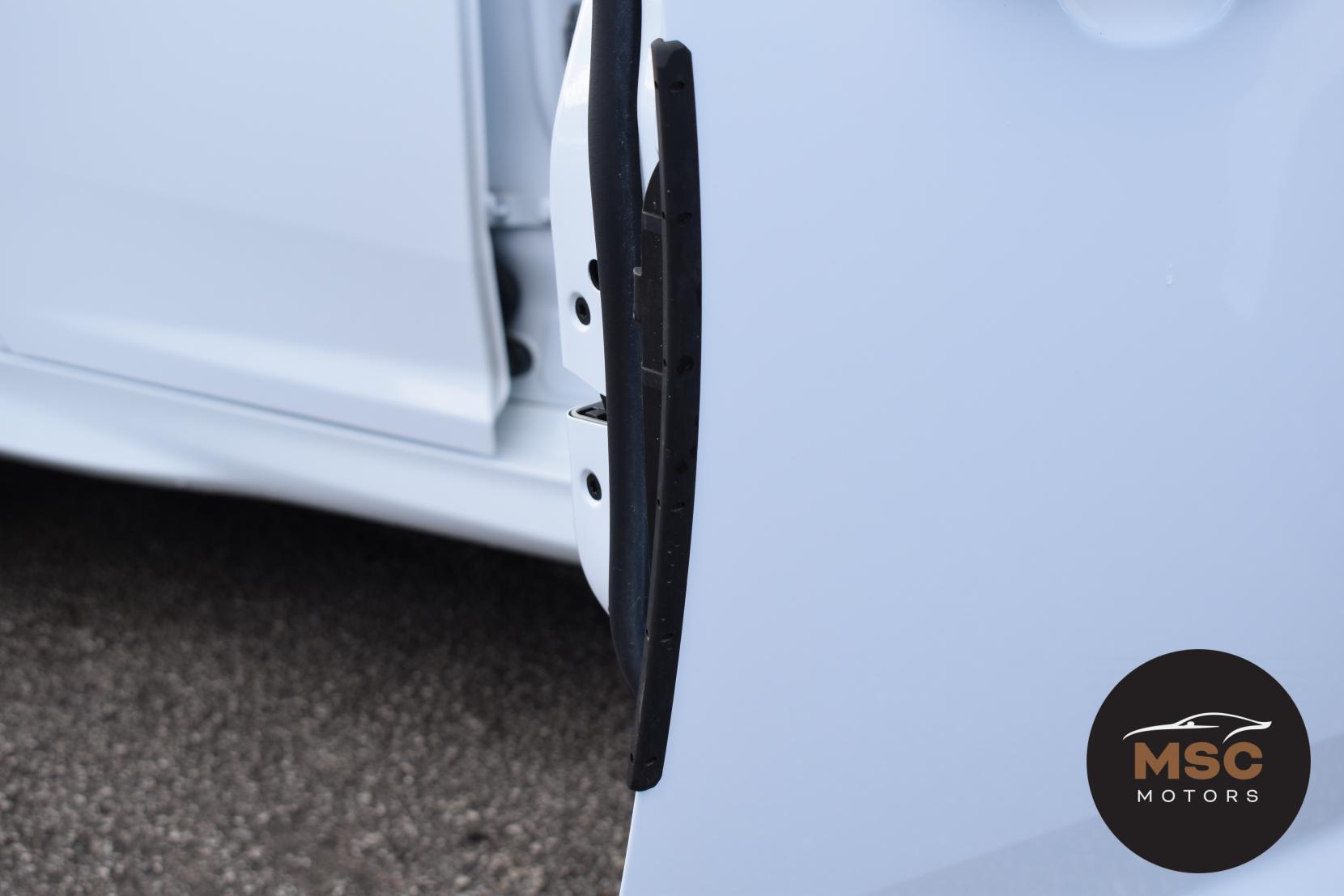 Ford Focus view 43